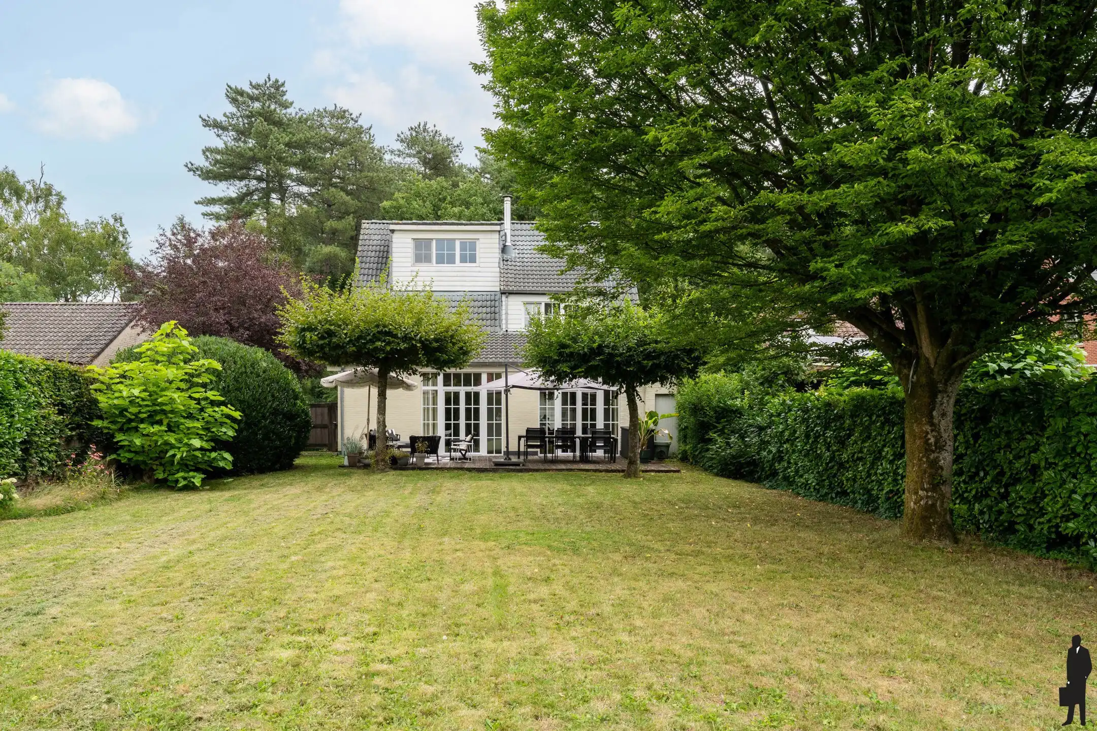 Karaktervolle woning op uitstekende locatie foto 4