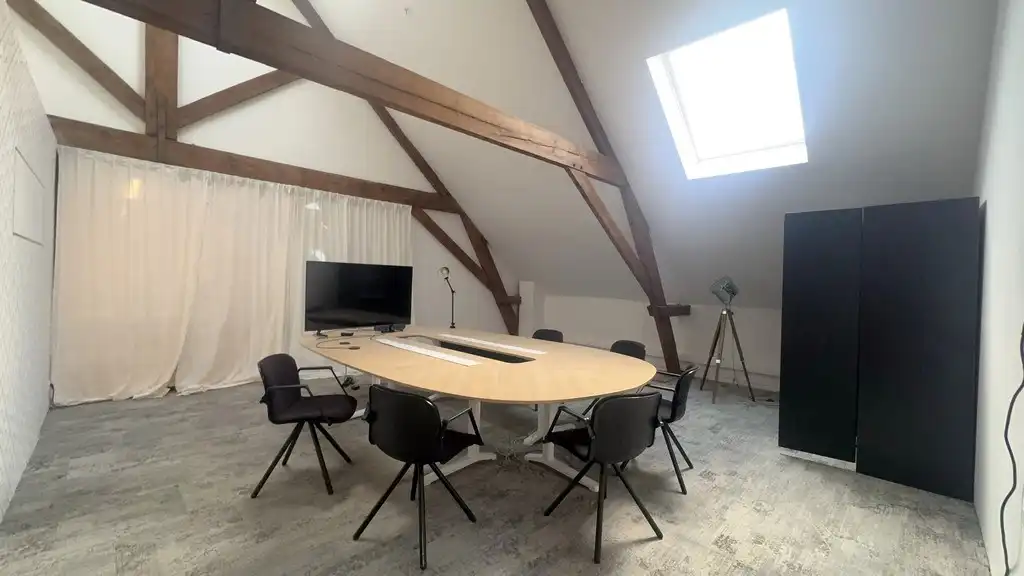 Loftkantoor te huur in Eskimofabriek te Gent foto 4