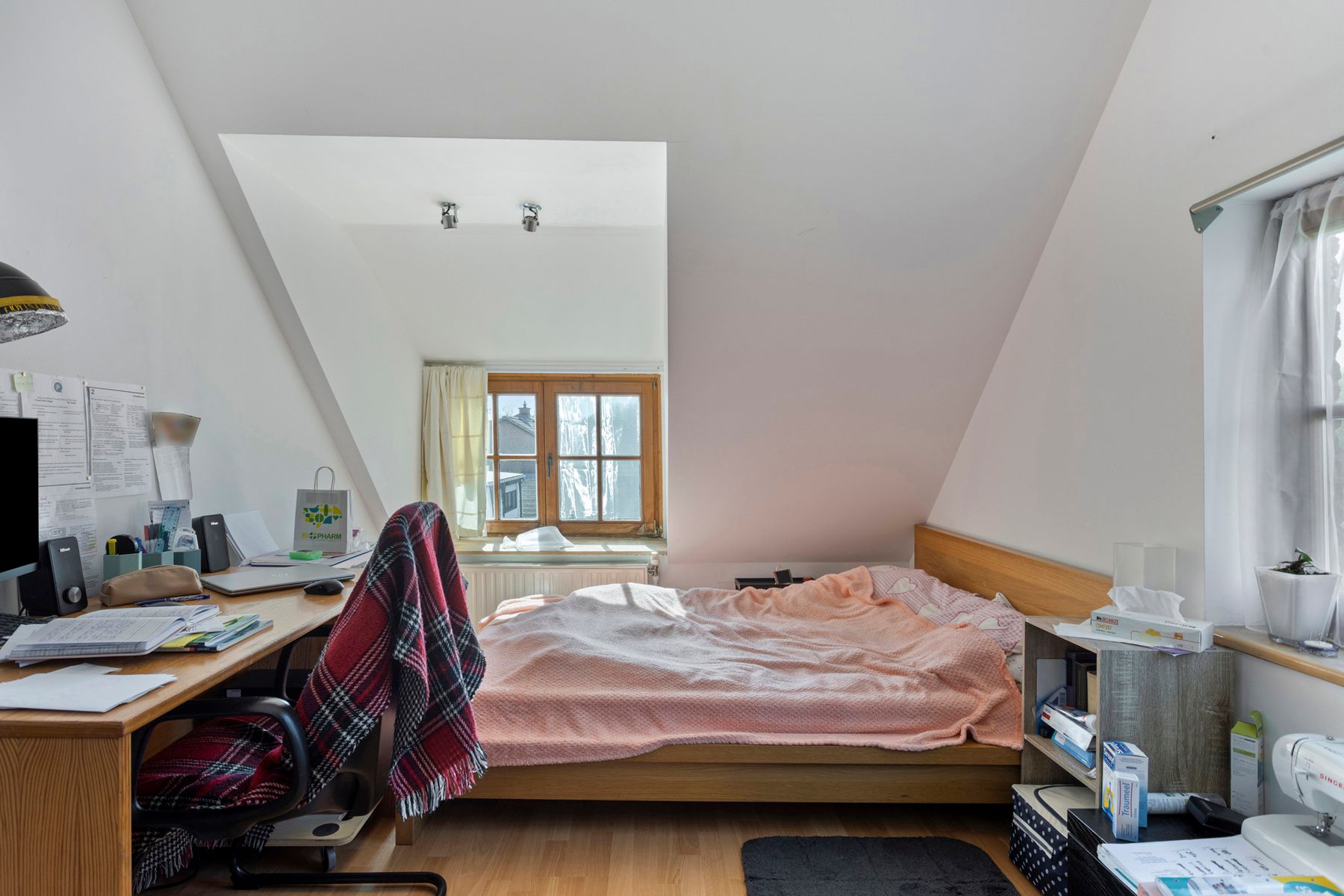 UITZONDERLIJKE VILLA MET APARTE STUDIO TE KOOP OP TOPLOCATIE foto 29
