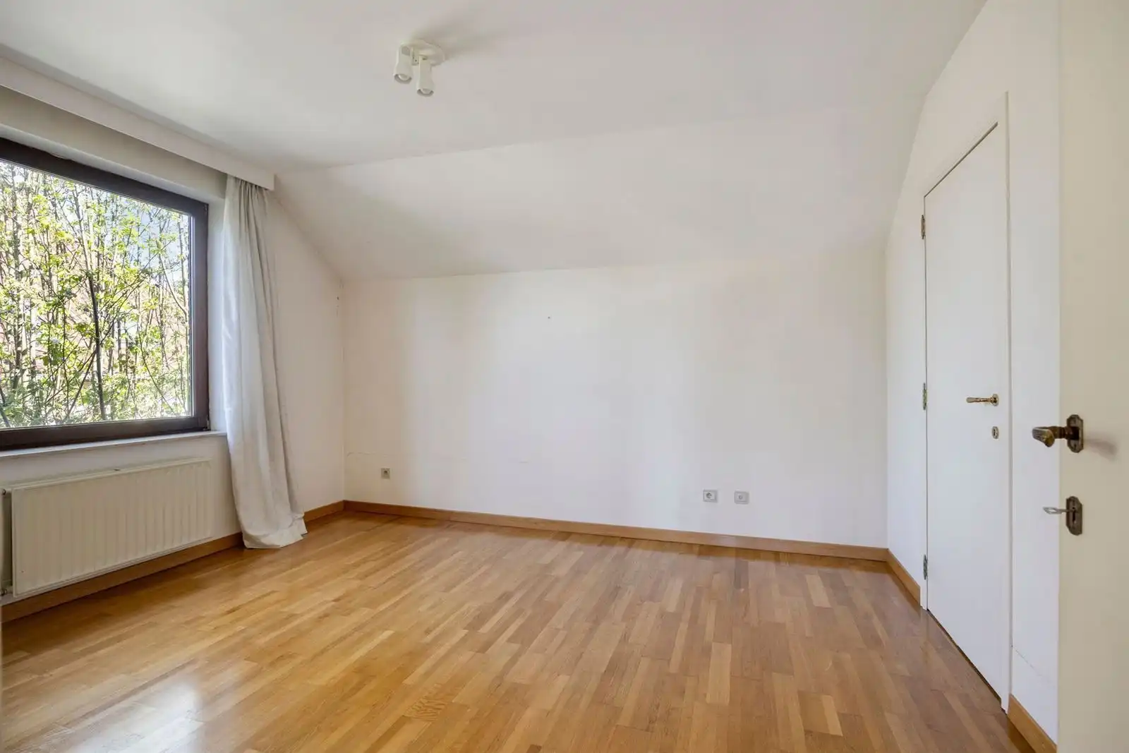 Woning met 5 slaapkamers te Beersel foto 28