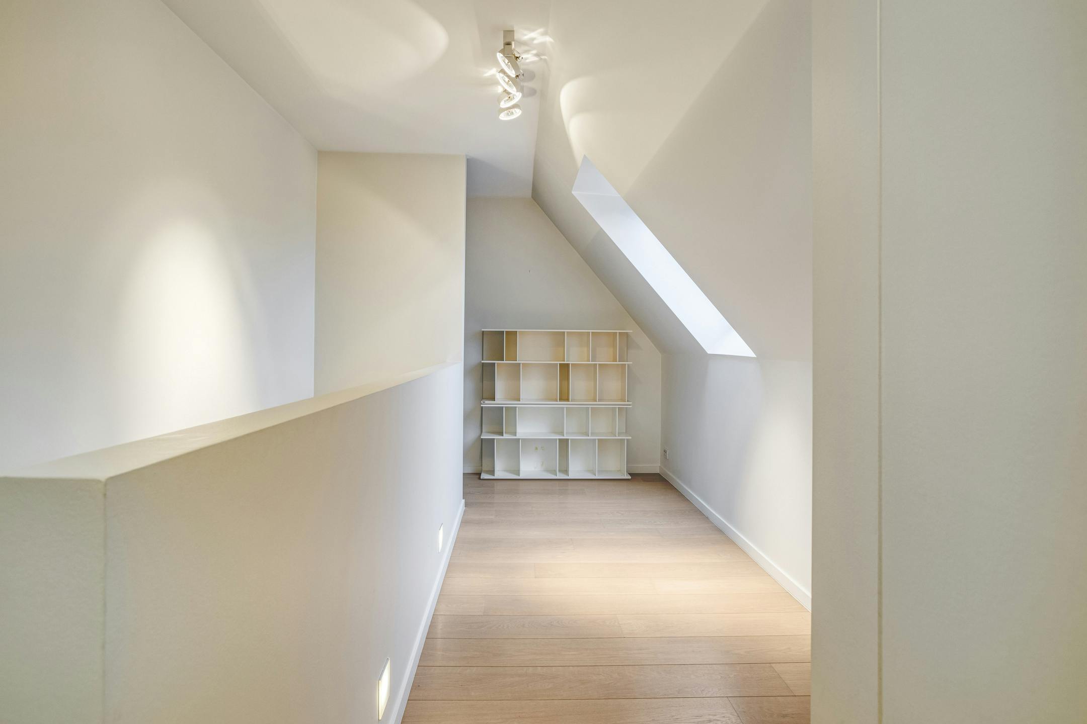 Stijlvol duplex appartement te koop aan de Kleine Bassin foto 10