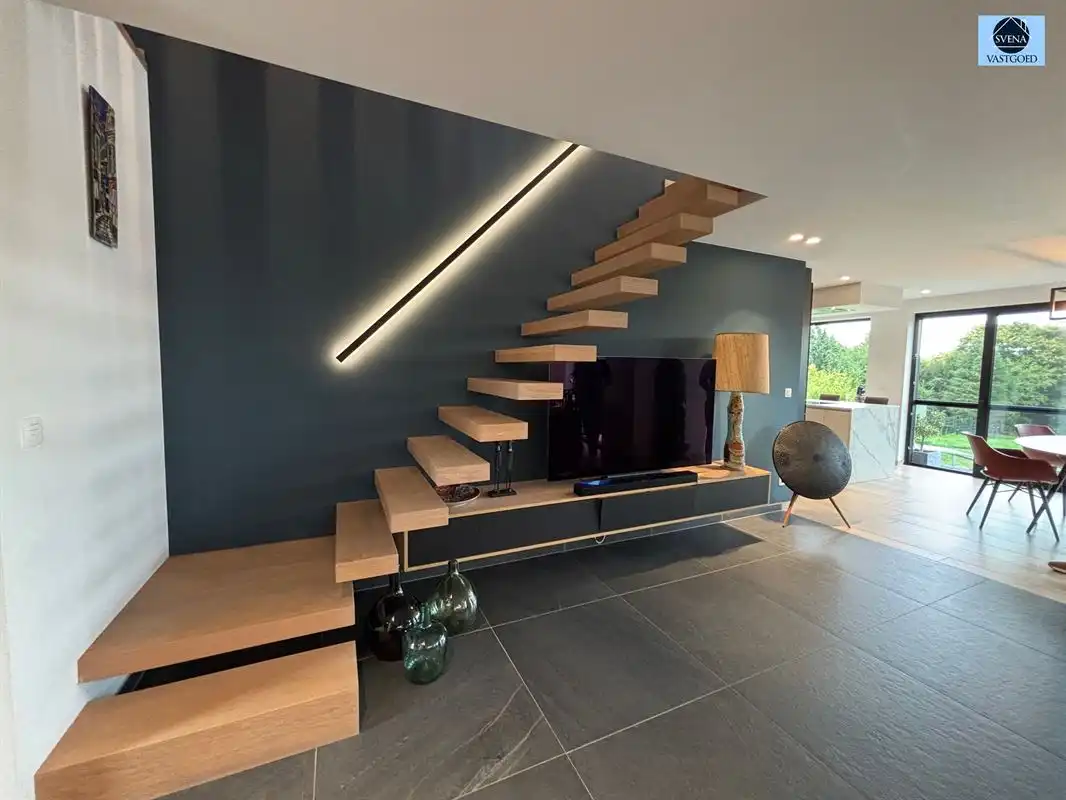 LUXUEUZE RECENTE WONING MET 3 SLAAPKAMERS, GARAGE EN TUIN foto 6