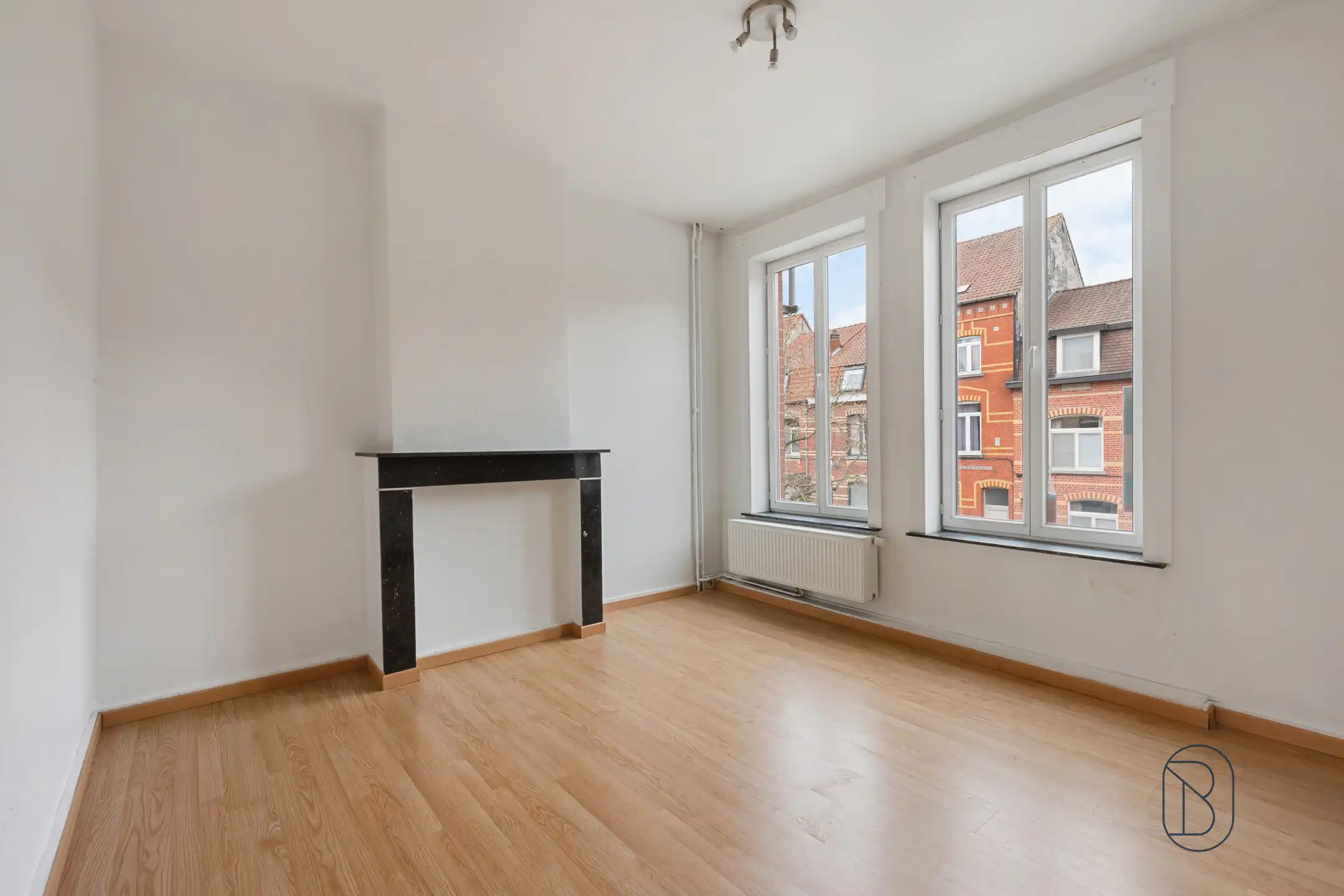 Topgelegen karaktervolle woning met 3 SLK en leuke stadstuin foto 12
