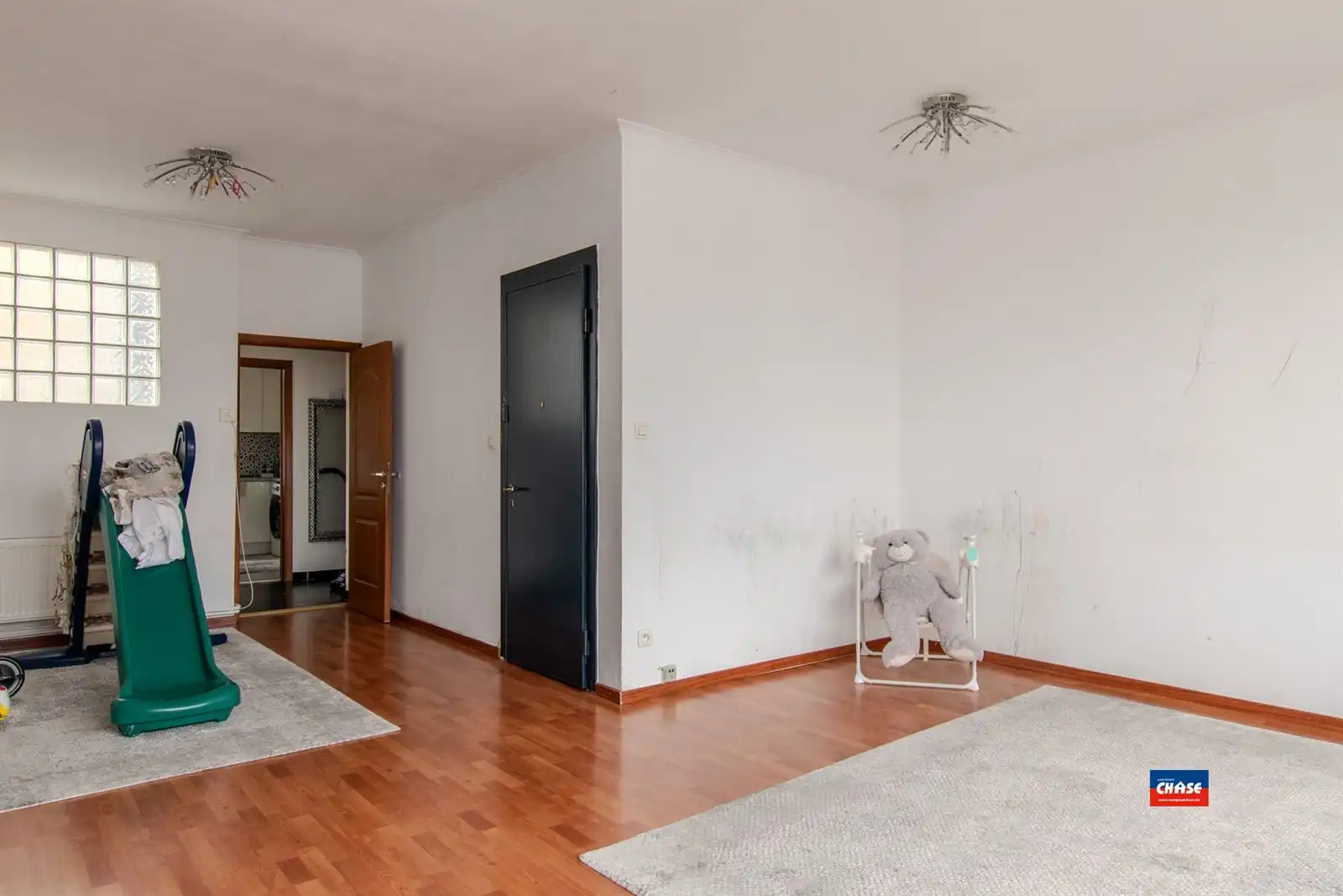 Ruim appartement met 2 slaapkamers foto 3