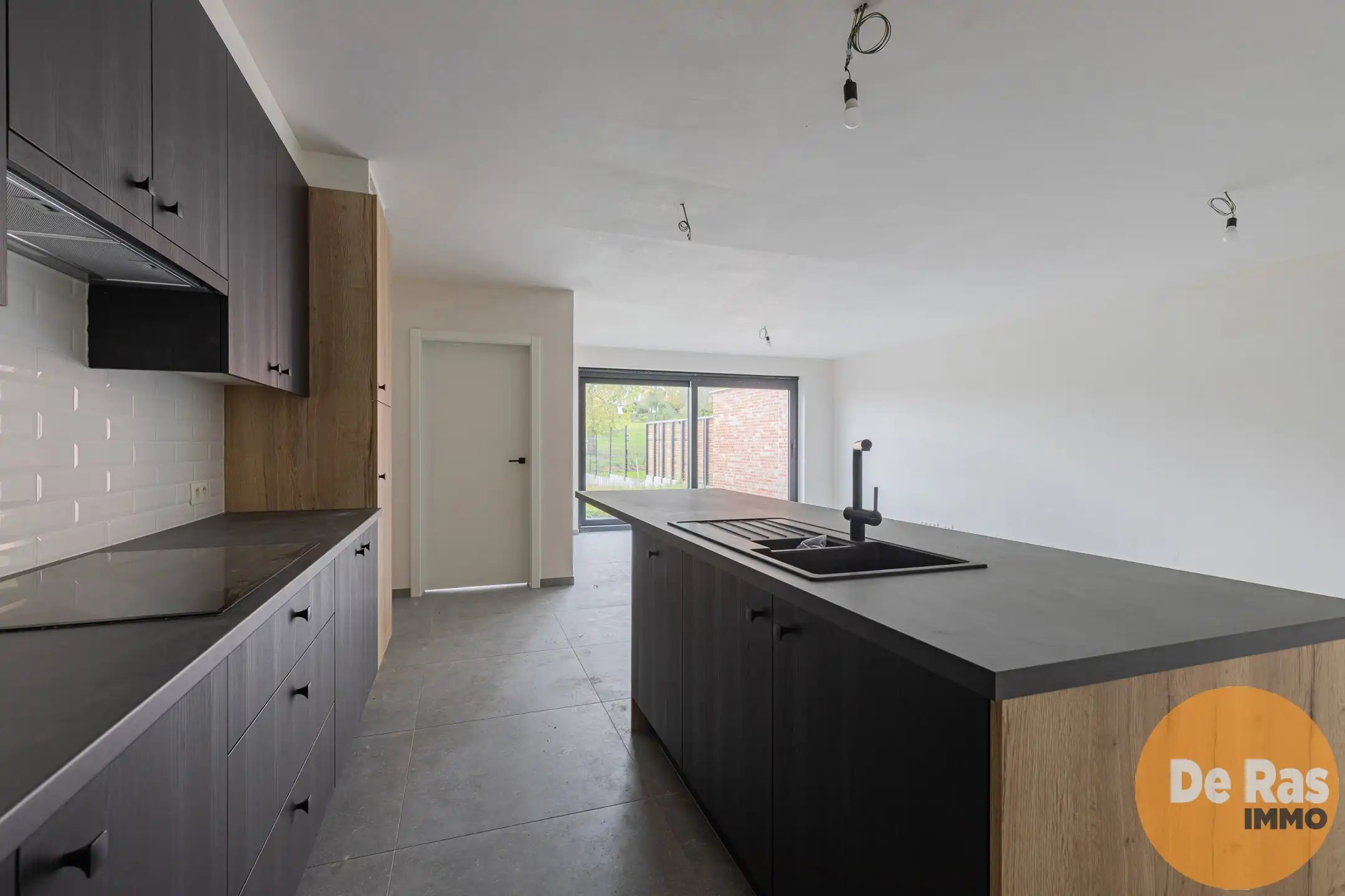 STEENHUIZE - Prachtige pastorijwoning (6% BTW mogelijk !) foto 6