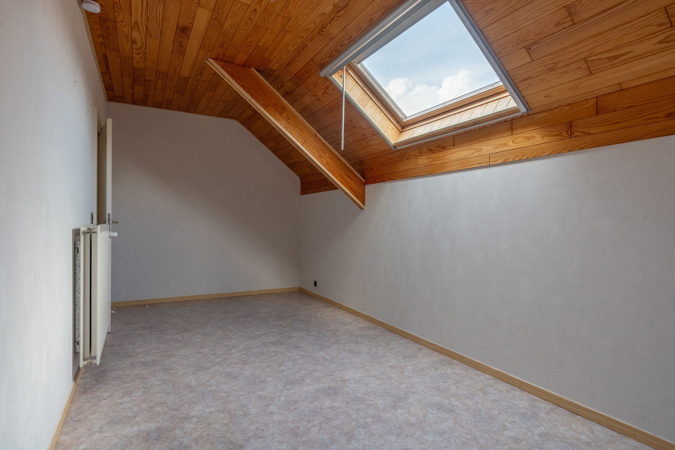 Ruime woning met 4 slpks op mooi zuidperceel van 1.041 m²  foto 28