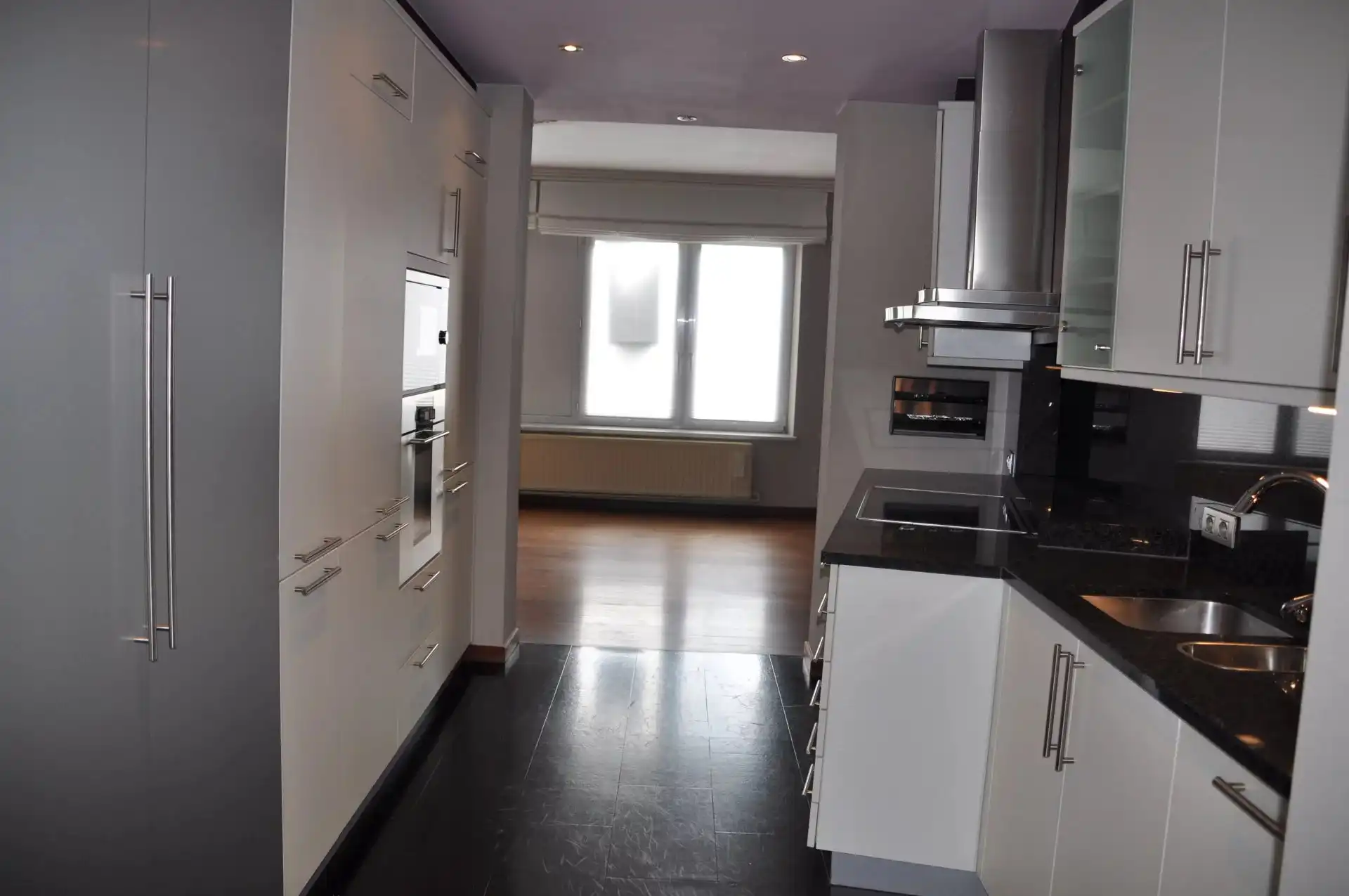 UNIEK HANDELSPAND VAN 110M² MET DUPLEXAPPARTEMENT MET 3 SLPK IN LANAKEN CENTRUM foto 17