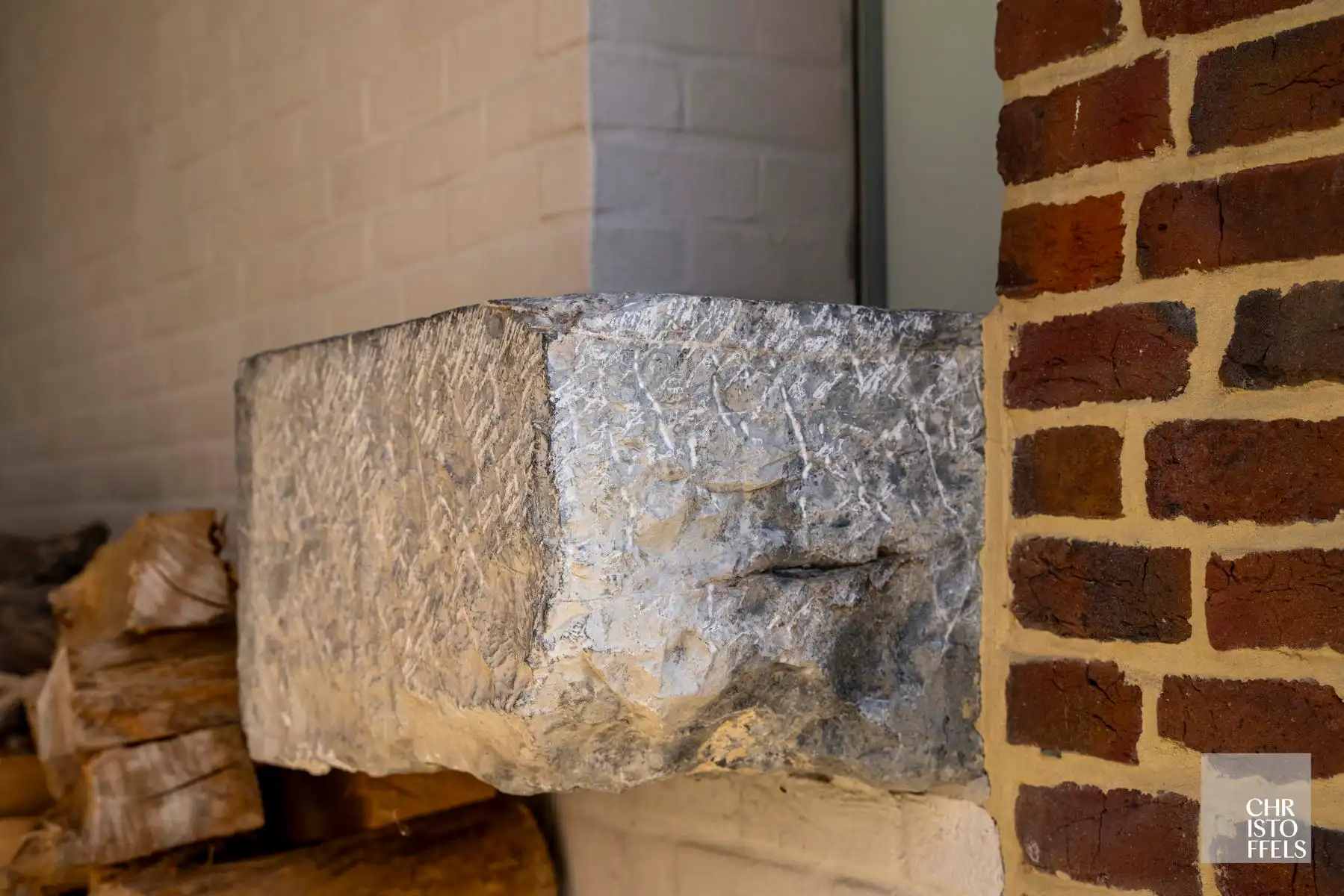 Exclusieve vierkantshoeve met buitenzwembad en vrij uitzicht op perceel van 3.213m² foto 31