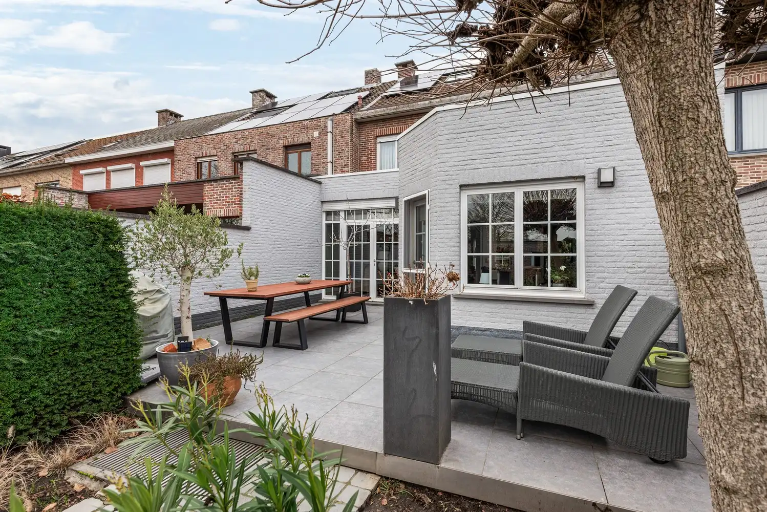 Verzorgde instapklare woning met 4 slaapkamers en ruime garage. foto 30