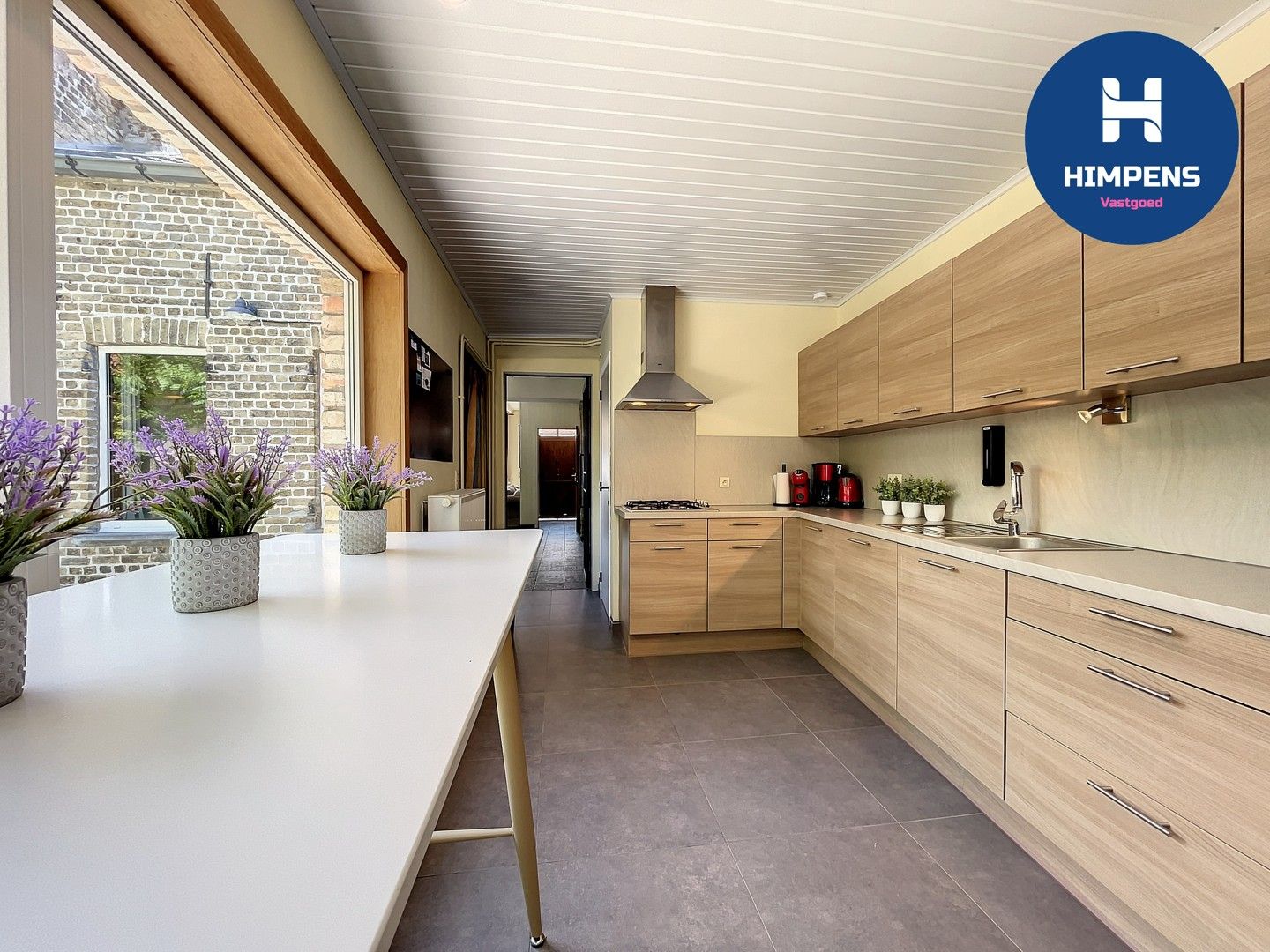 Instapklare woning te koop in het charmante Steenkerke! foto 6