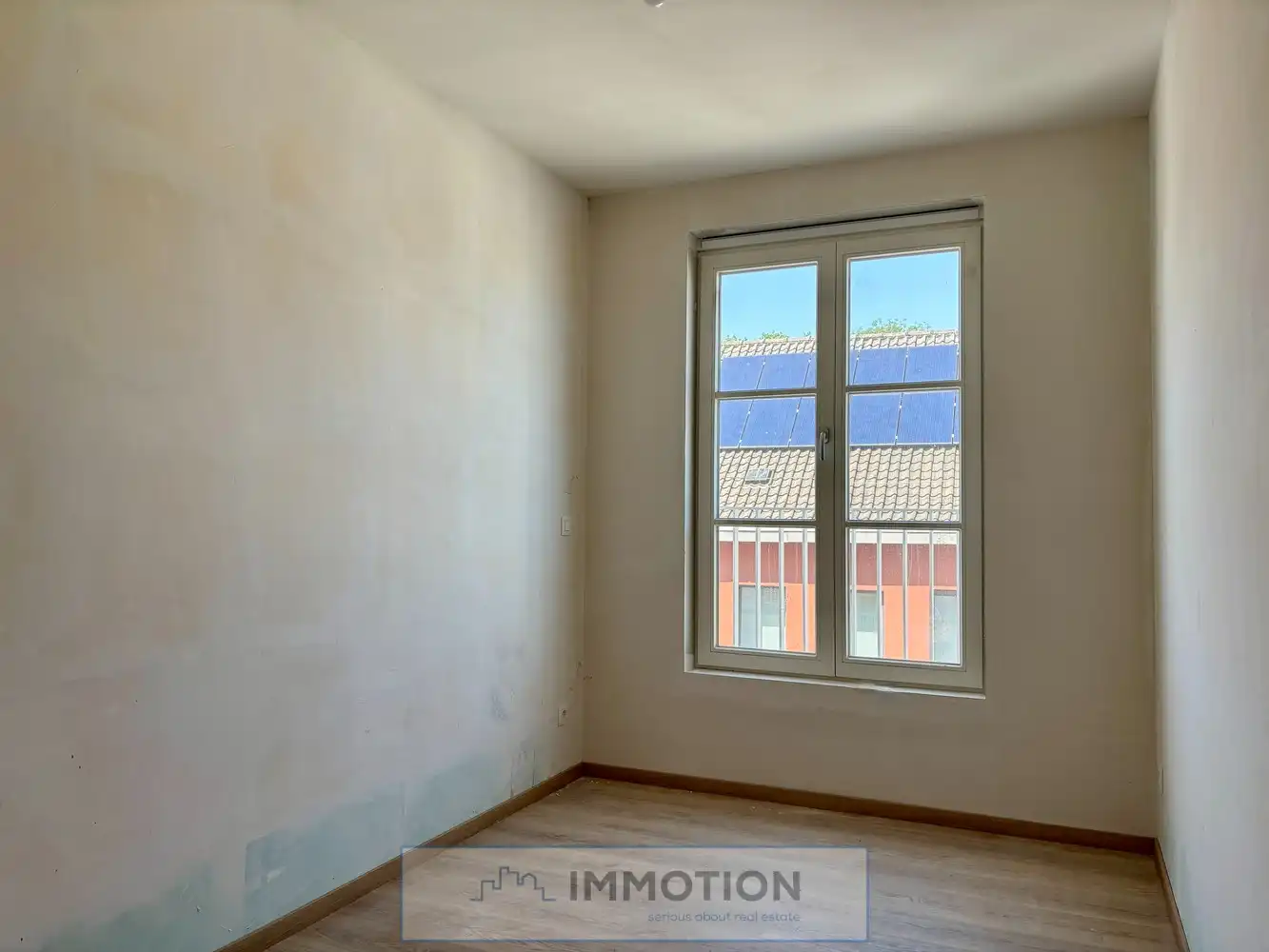 Nieuw appartement met 2 slaapkamers, parking en kelderberging - te huur Zwevegem centrum foto 8