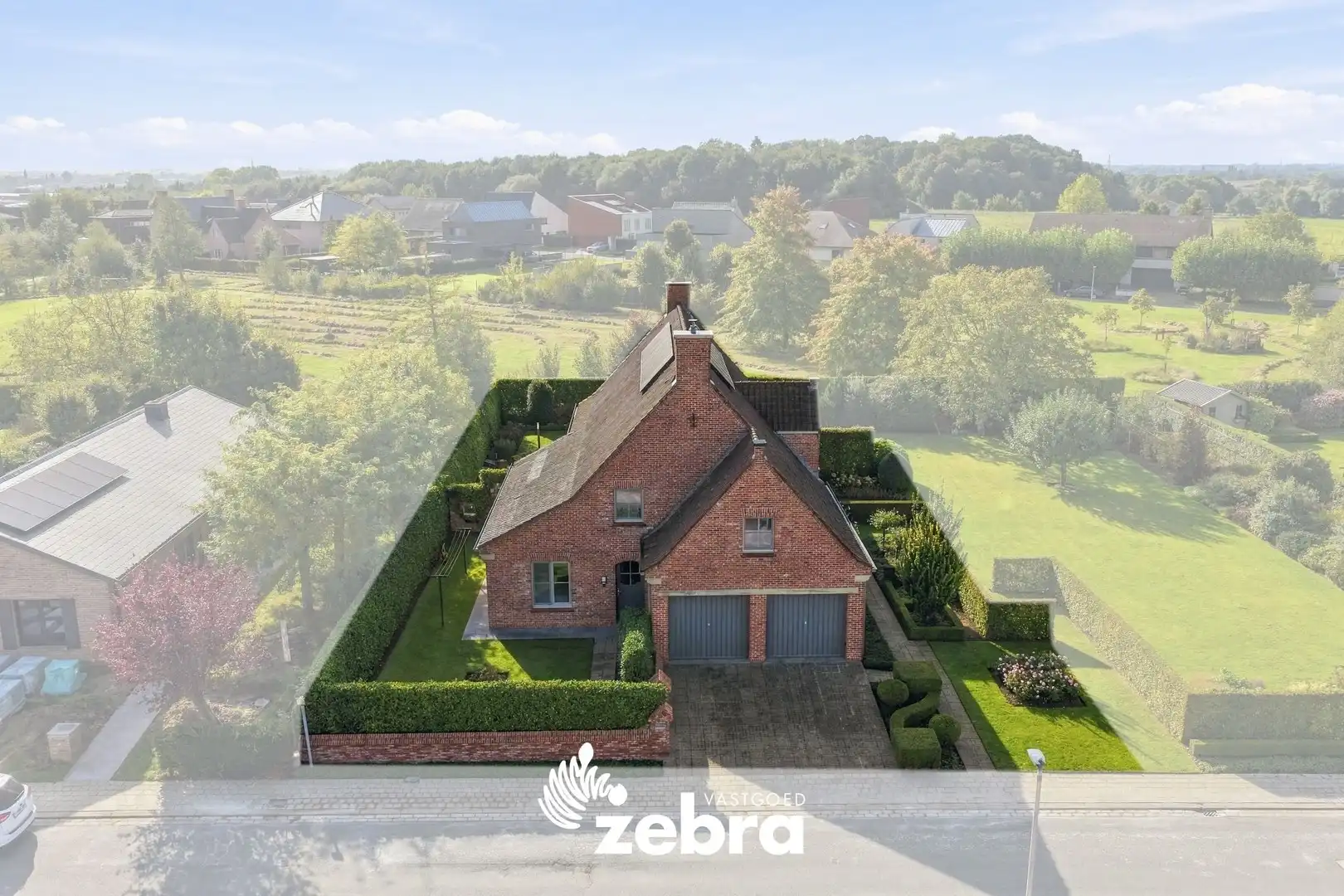 Instapklare open bebouwing met 4 slaapkamers, dubbele garage en prachtige tuin op een rustige ligging! foto 32