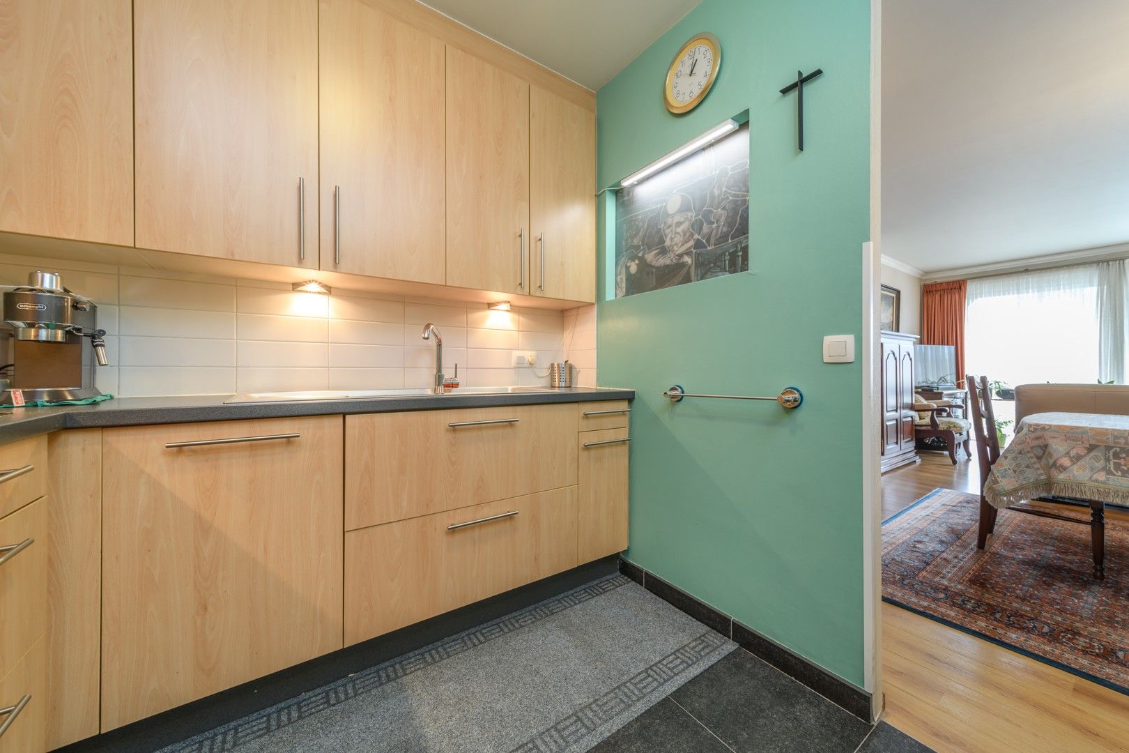 Instapklaar 2-slaapkamer appartement foto 5