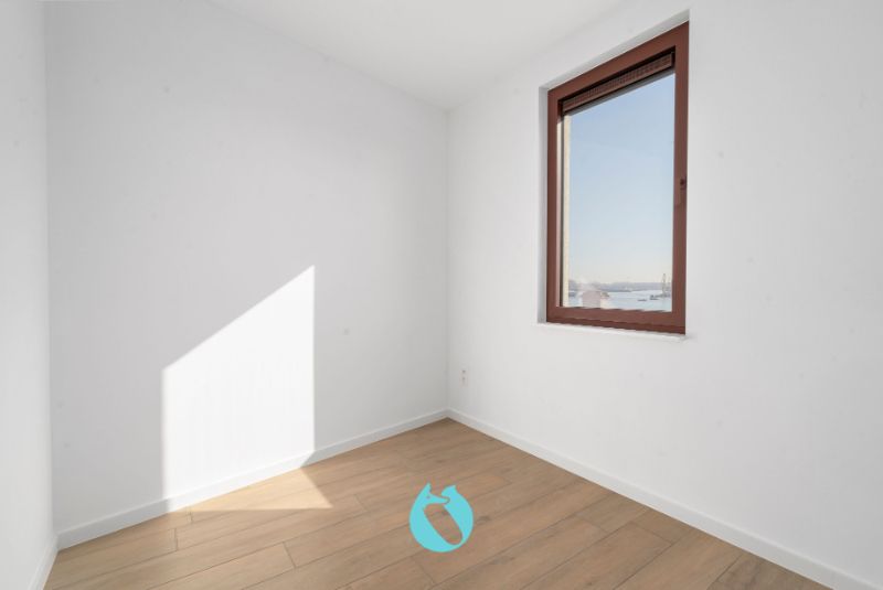 Ontdek dit prachtige duplex-nieuwbouwappartement, met drie slaapkamers en twee badkamers foto 9