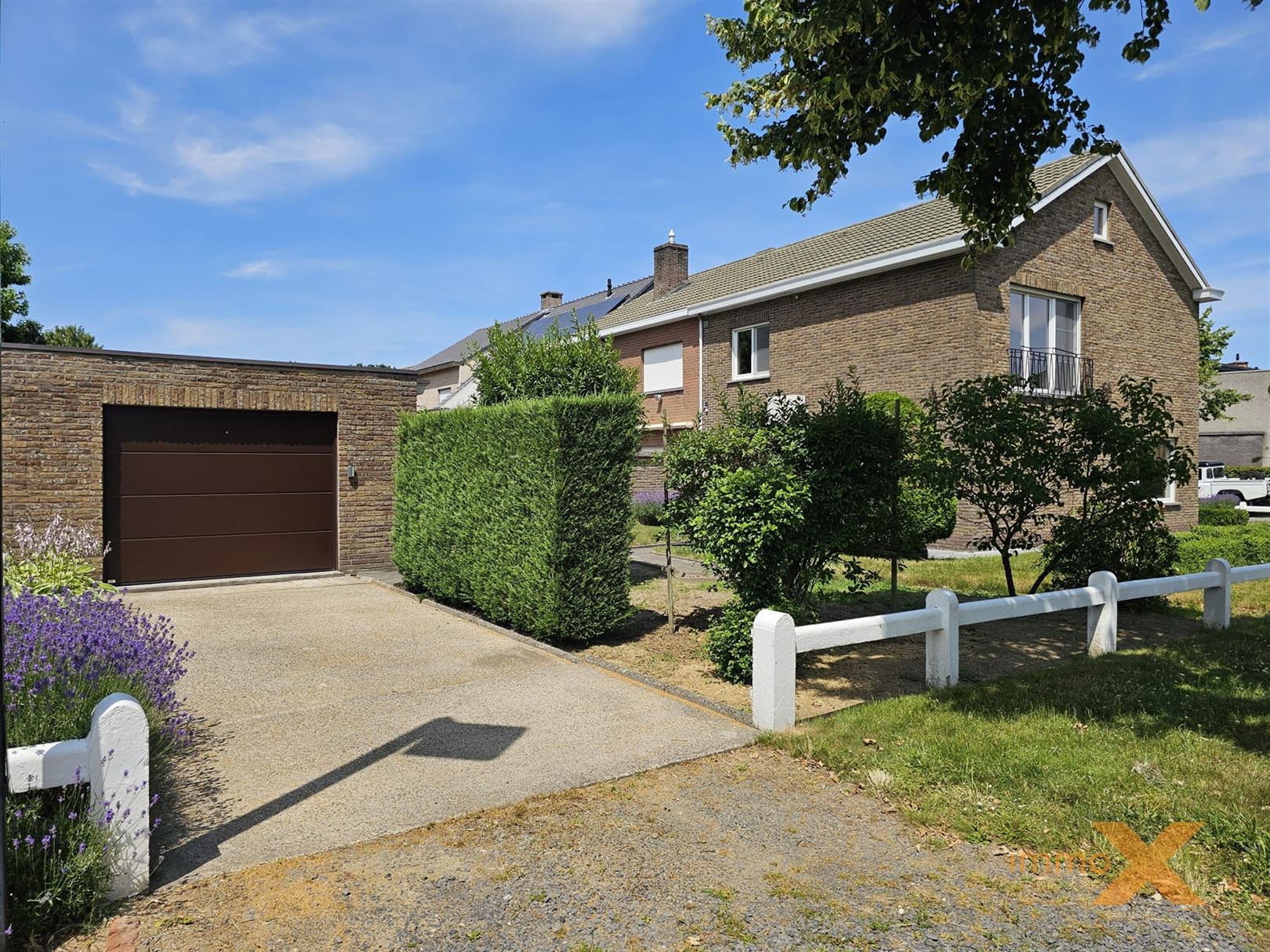GERENOVEERDE INSTAPKLARE WONING MET GARAGE foto 29