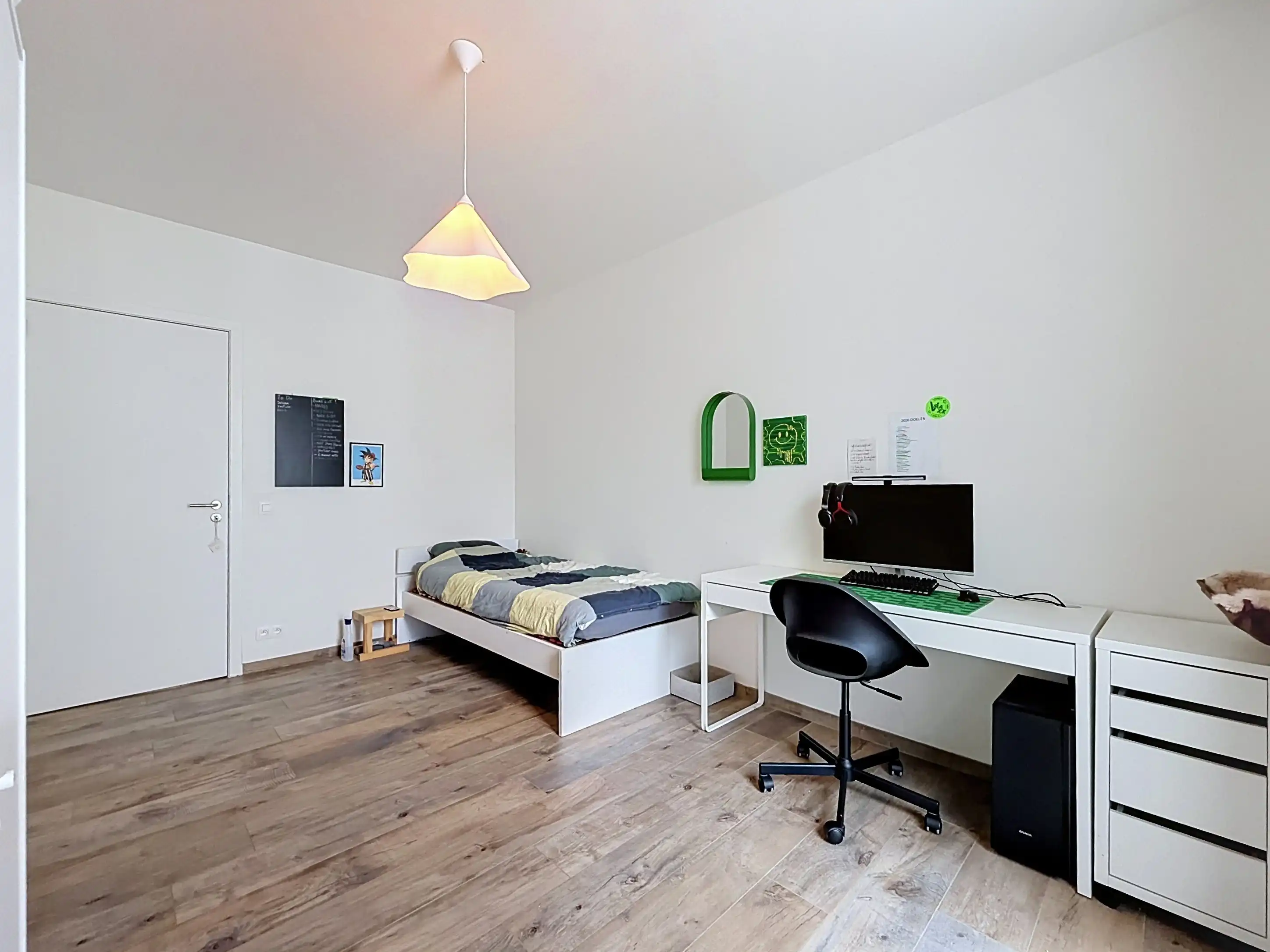 BEN (BIJNA ENERGIE NEUTRAAL) WONING TE HUUR MET 4 SLAAPKAMERS EN TUIN foto 23