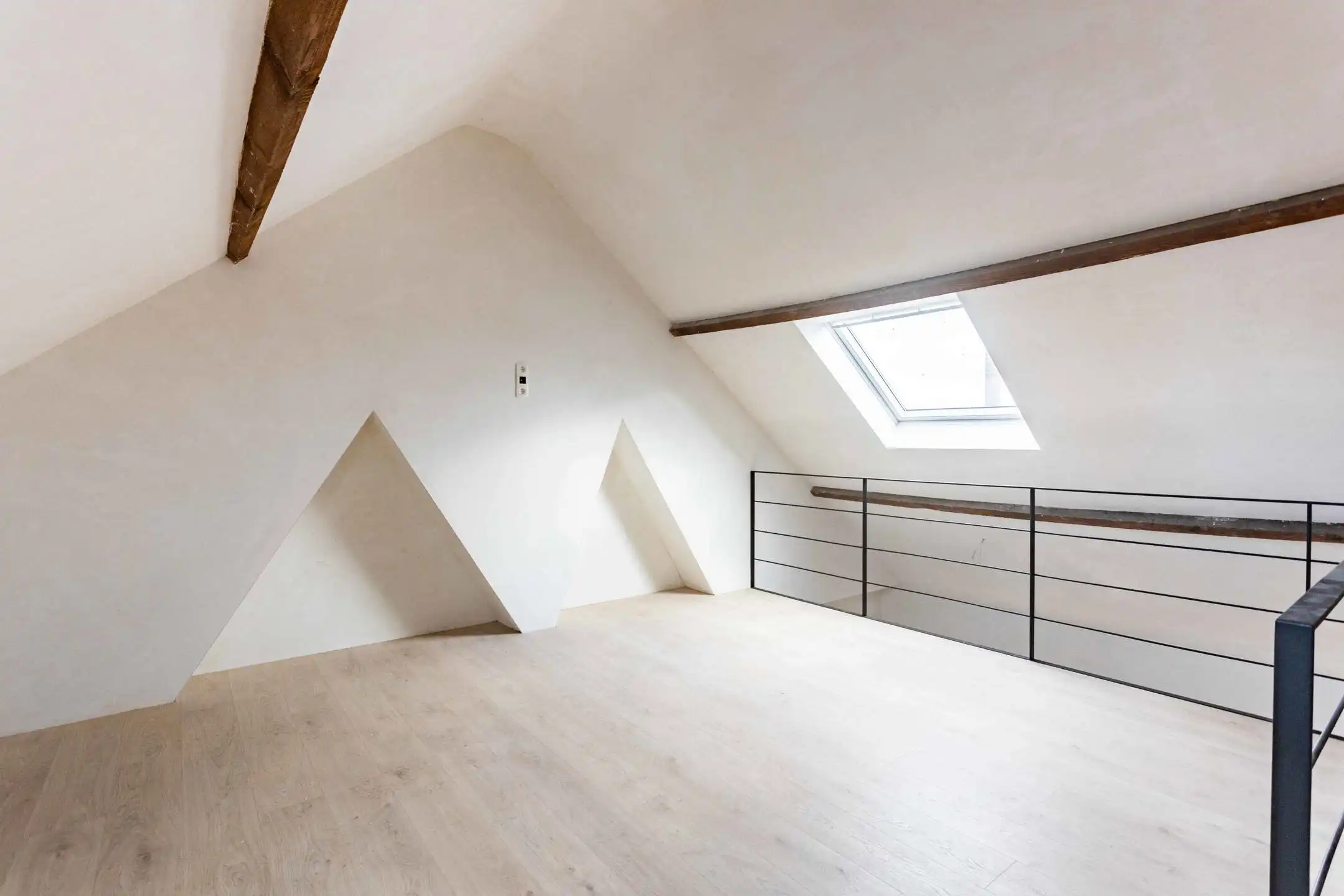 Ruime totaalrenovatie nabij centrum & station met stadstuin foto 17