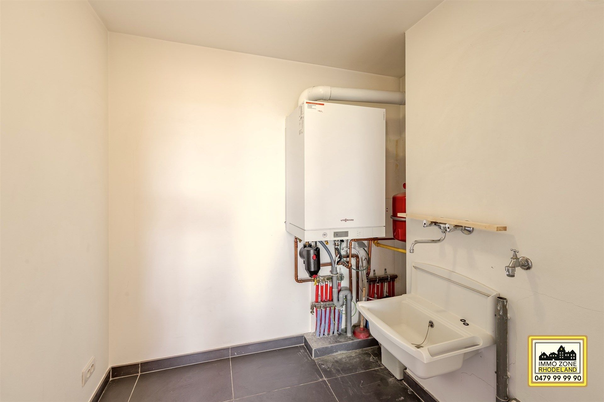 Ruime duplex met 3 slaapkamers met terras.  foto 8