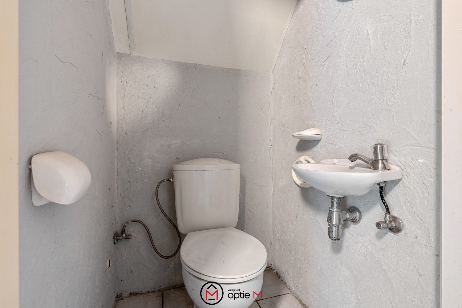 Rustig gelegen gezinswoning met 4 slaapkamers en ruime tuin foto 13