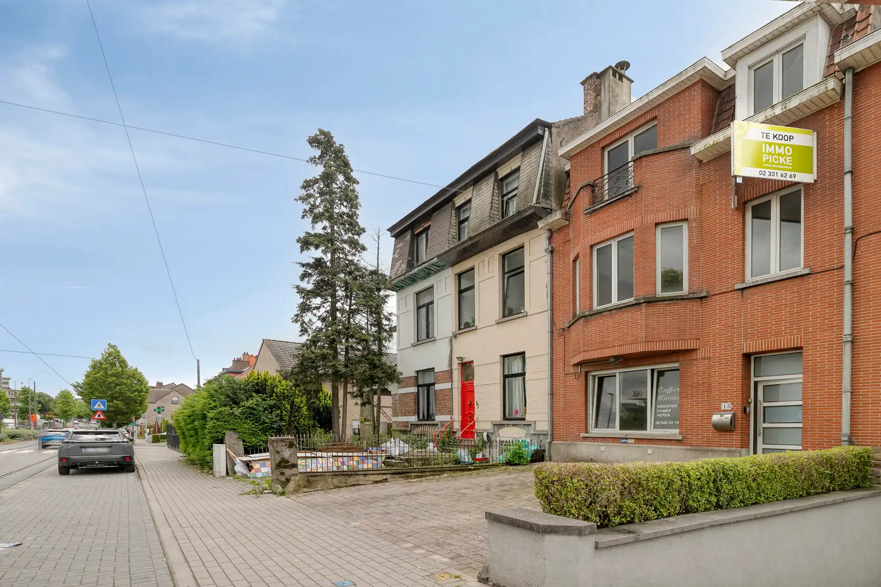 Eengezinswoning met 3 kamers, inrichtbare zolder en tuin foto {{pictureIndex}}