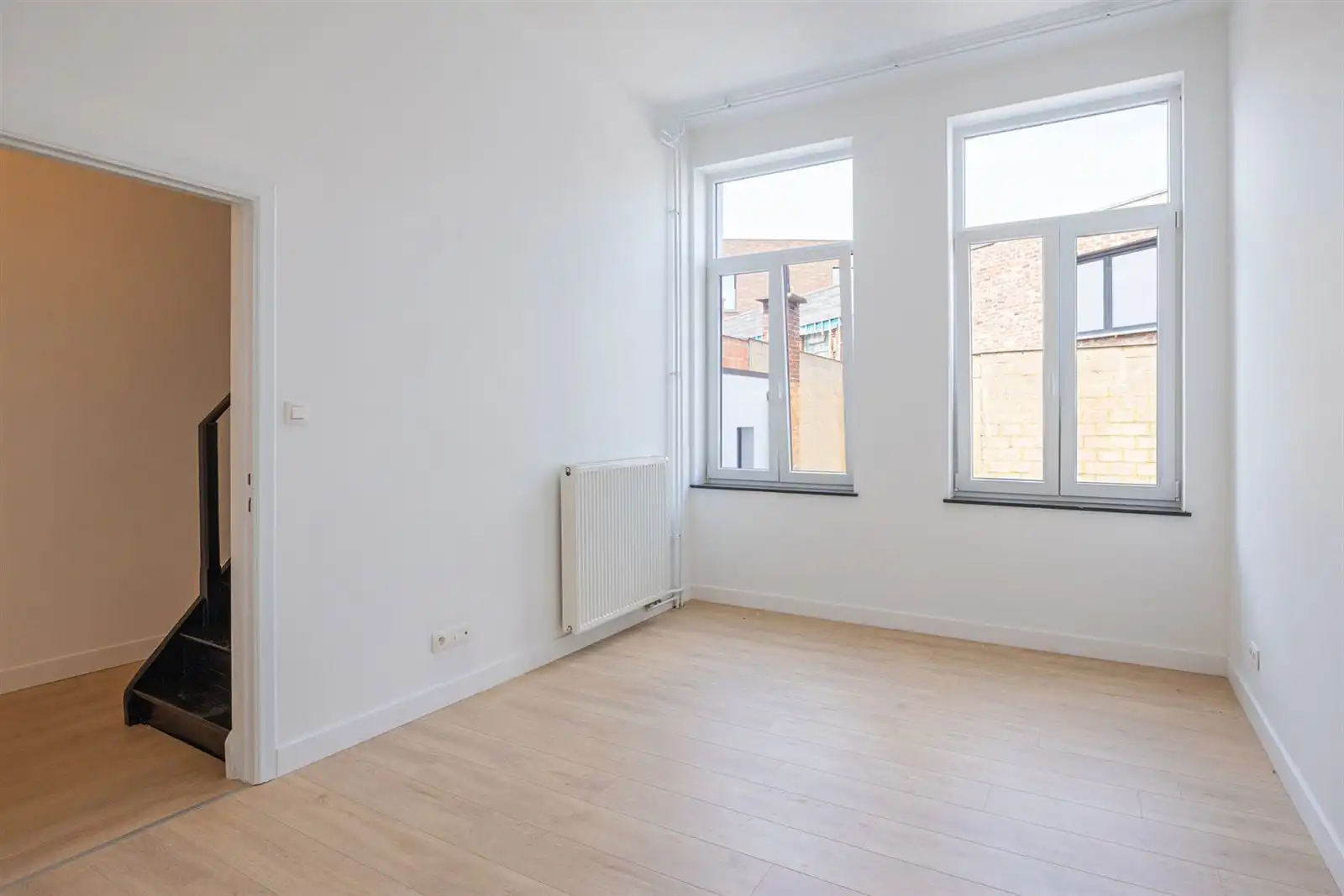 Gerenoveerde woning in centrum Zottegem. foto 7