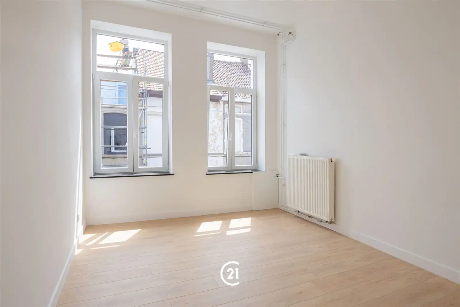 Gerenoveerde woning in centrum Zottegem. foto 7
