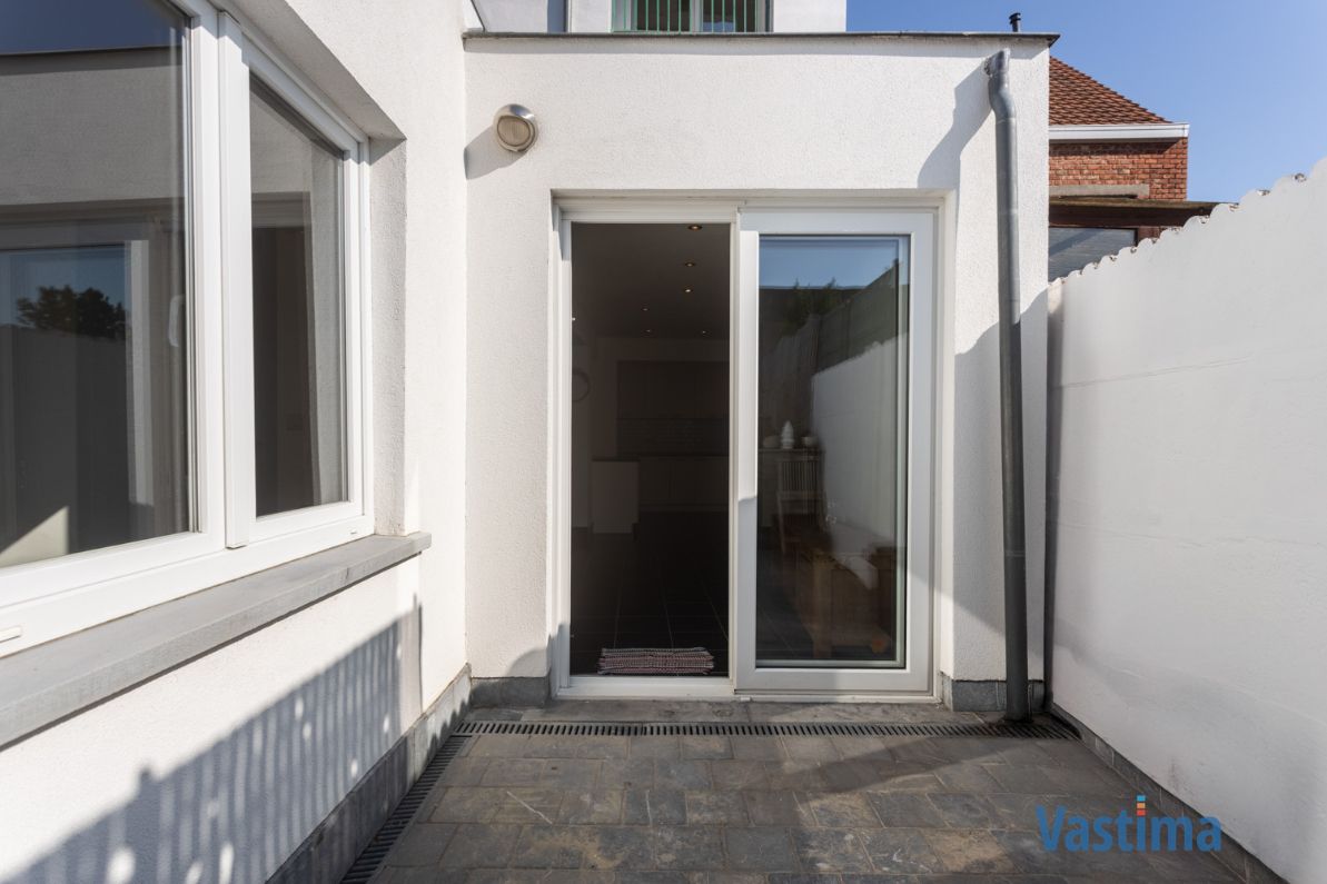 Instapklaar gelijkvloersappartement met 2 slaapkamers en zeer ruim terras foto 16
