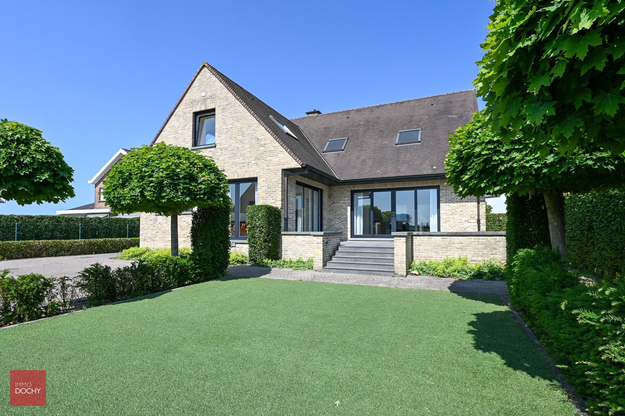 Hedendaags vernieuwde villa met landelijk verzicht | Nieuwenhove foto 15