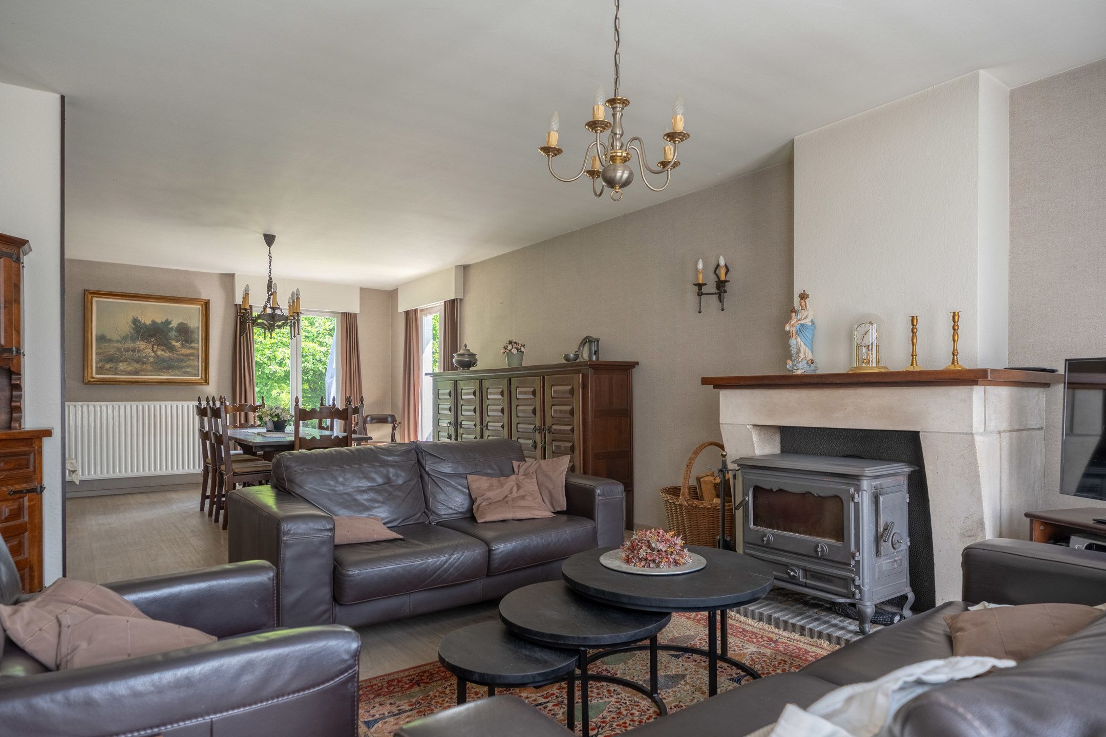 Te renoveren gelijkvloerswoning op mooi perceel van 1.437 m² foto 5