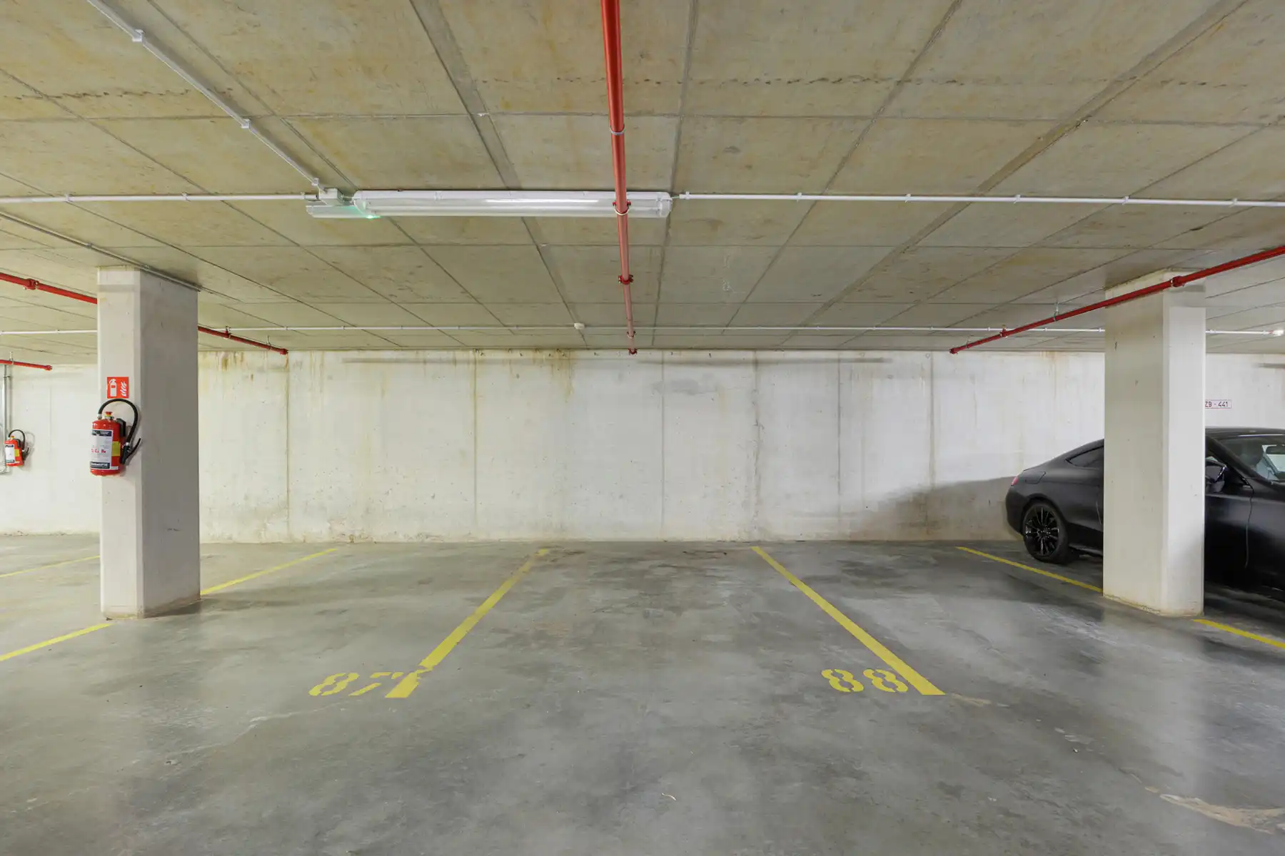 Recent appartement op de 1e verdieping – lift en staanplaats foto 12