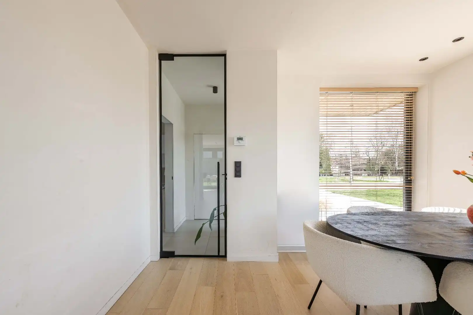 ENERGIEZUINIGE GEZINSWONING MET 4 SLKPS | BUREEL | AANGELEGDE TUIN   foto 8