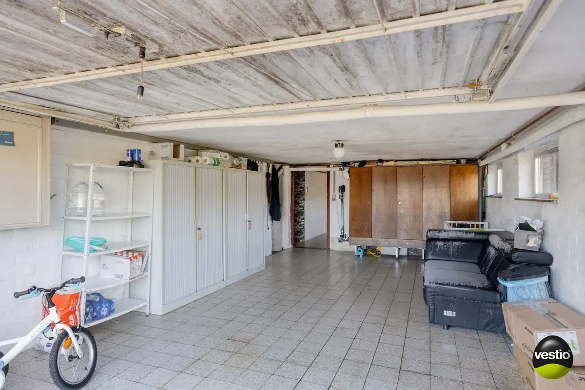 RUIME OPEN BEBOUWING (OB) MET 3 SLAAPKAMERS, GARAGE EN KELDER OP HOEKPERCEEEL VAN 6A67CA. foto 28