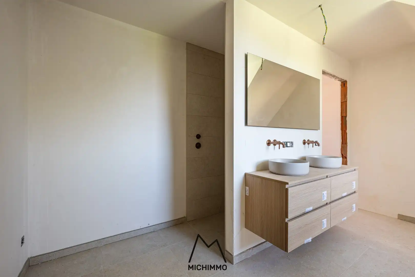 Fantastische nieuwbouwwoning met vier slaapkamers op hele leuke locatie. foto 19