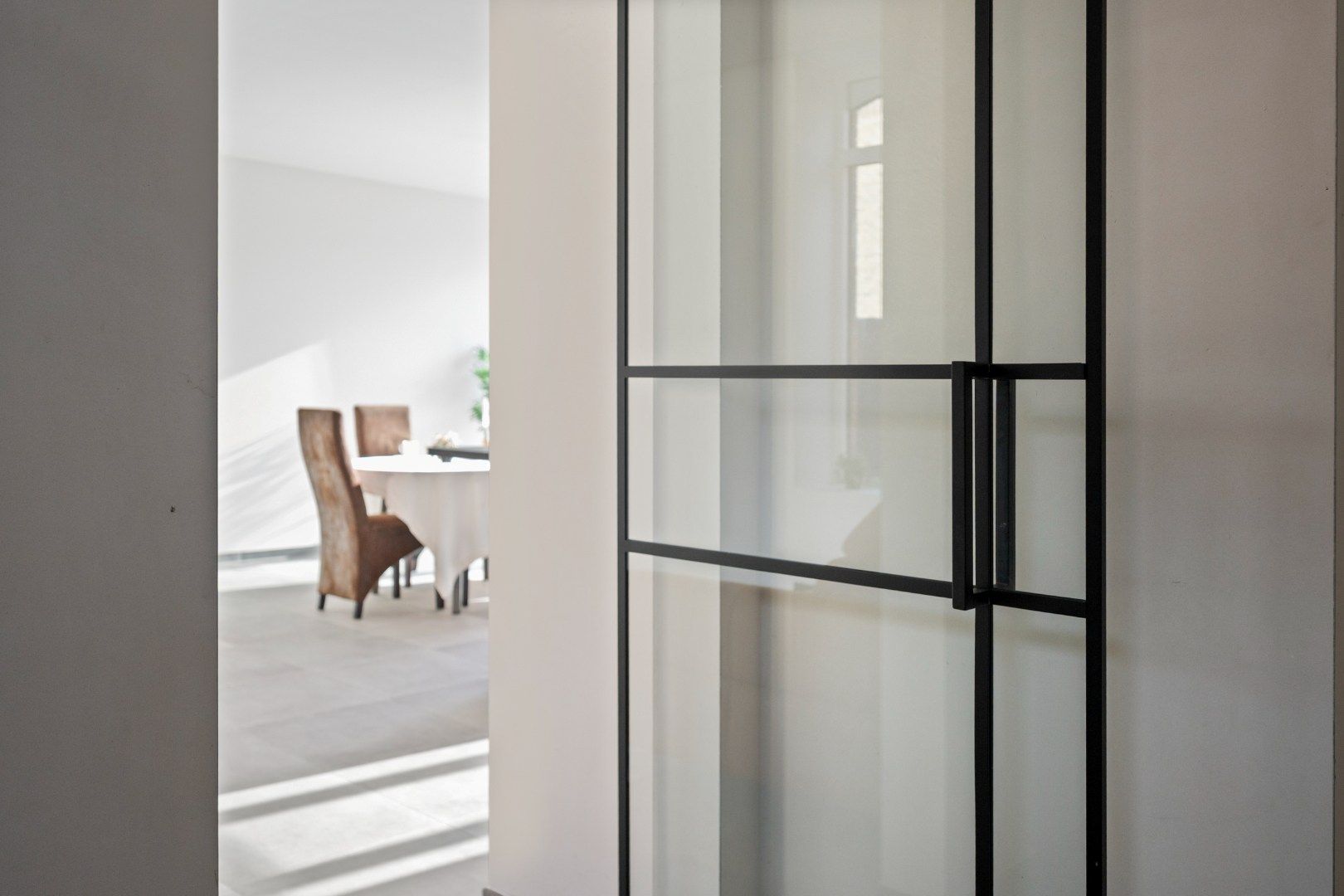 GERENOVEERDE WONING MET 3 SLPKS EN TUIN foto 6