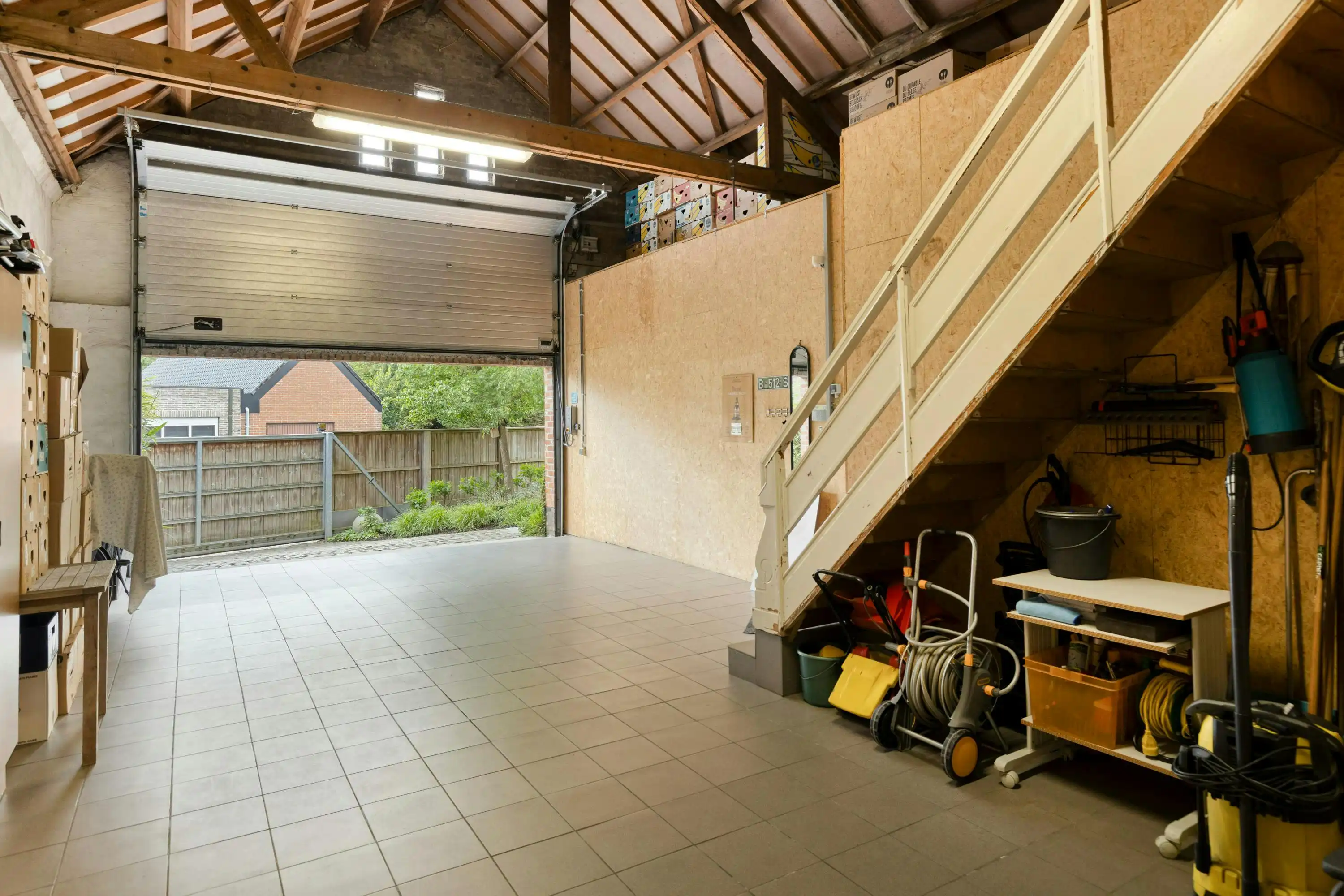 Unieke woning in het hart van Ursel: Karakter, ruimte en ongeziene mogelijkheden foto 34