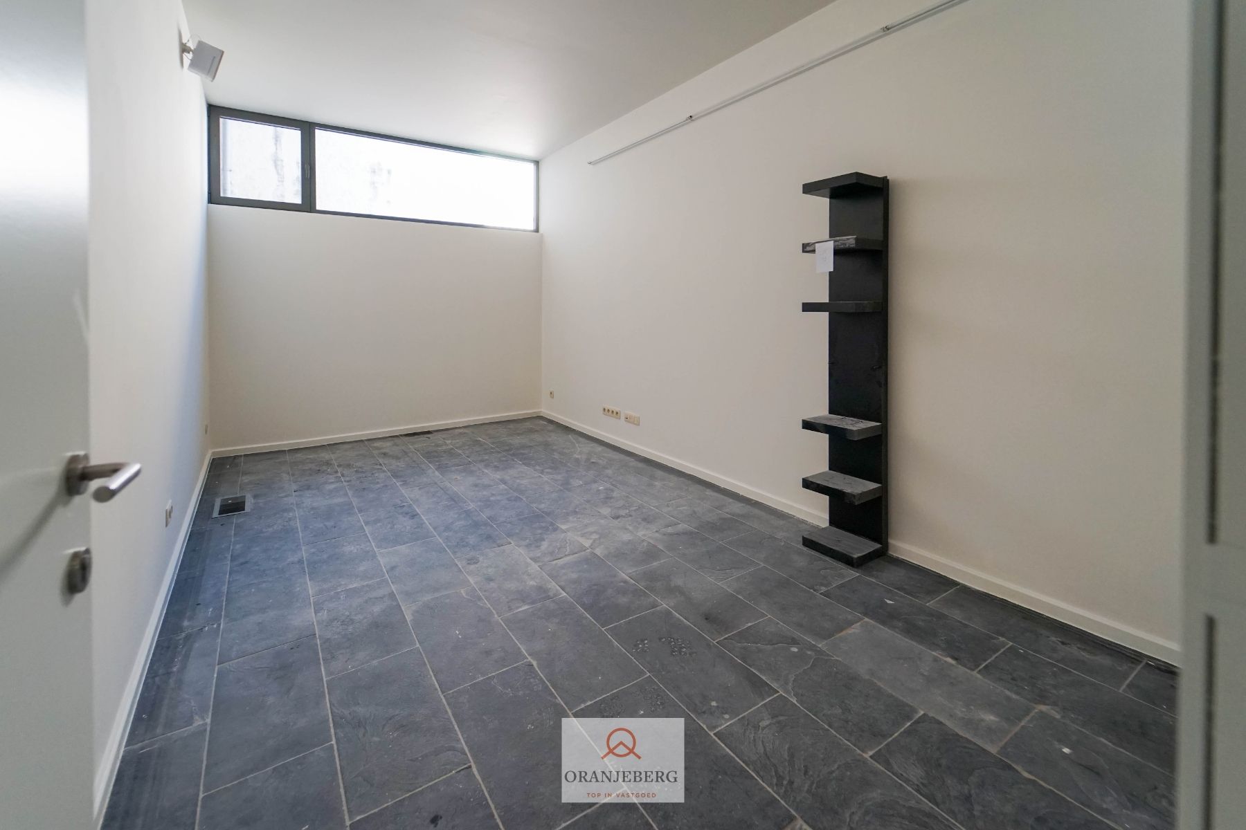 Handelspand met garage te huur nabij Gent-Sint-Pieters foto 11
