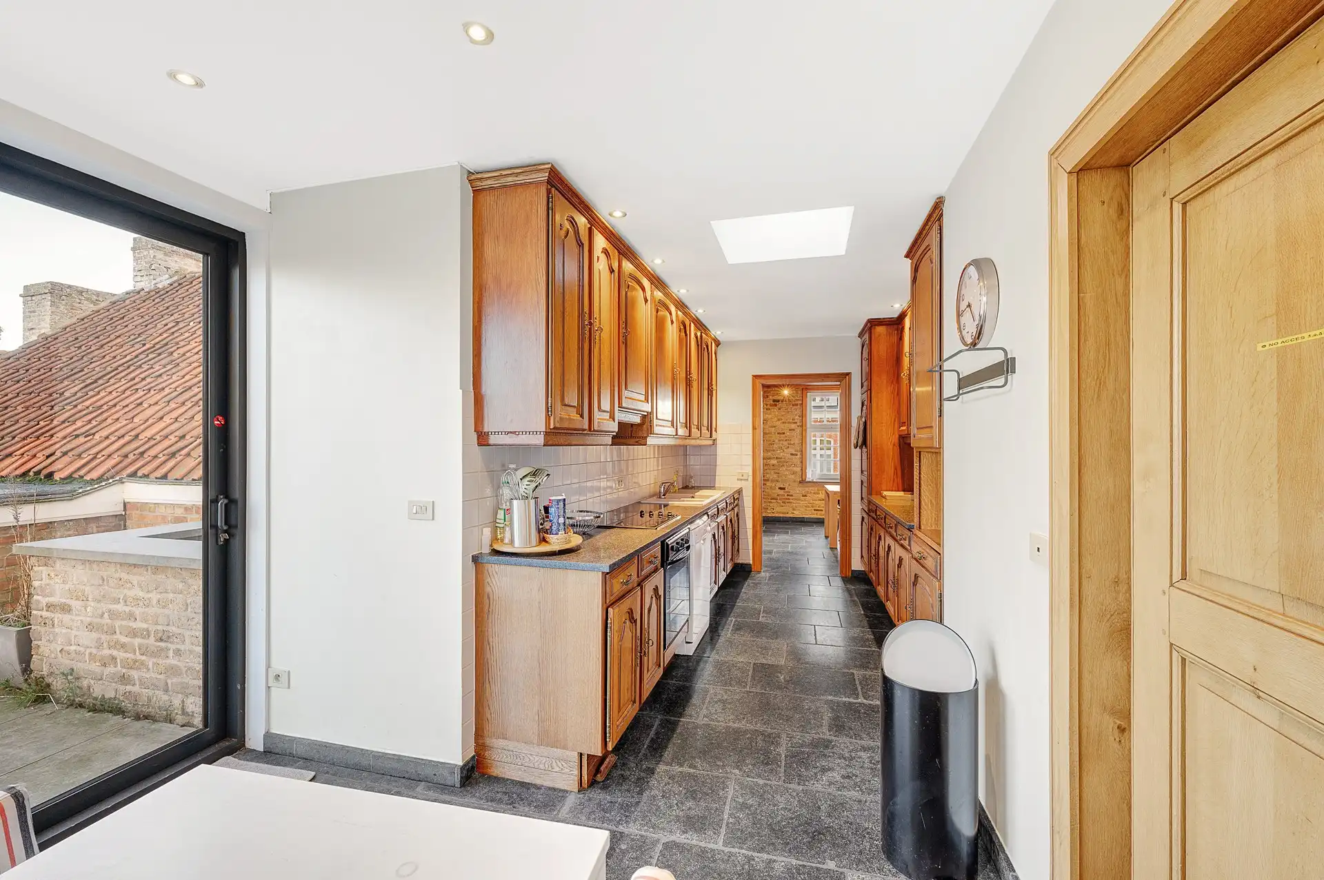 Historisch, uitzonderlijke woning met ongekend potentieel te Damme foto 25