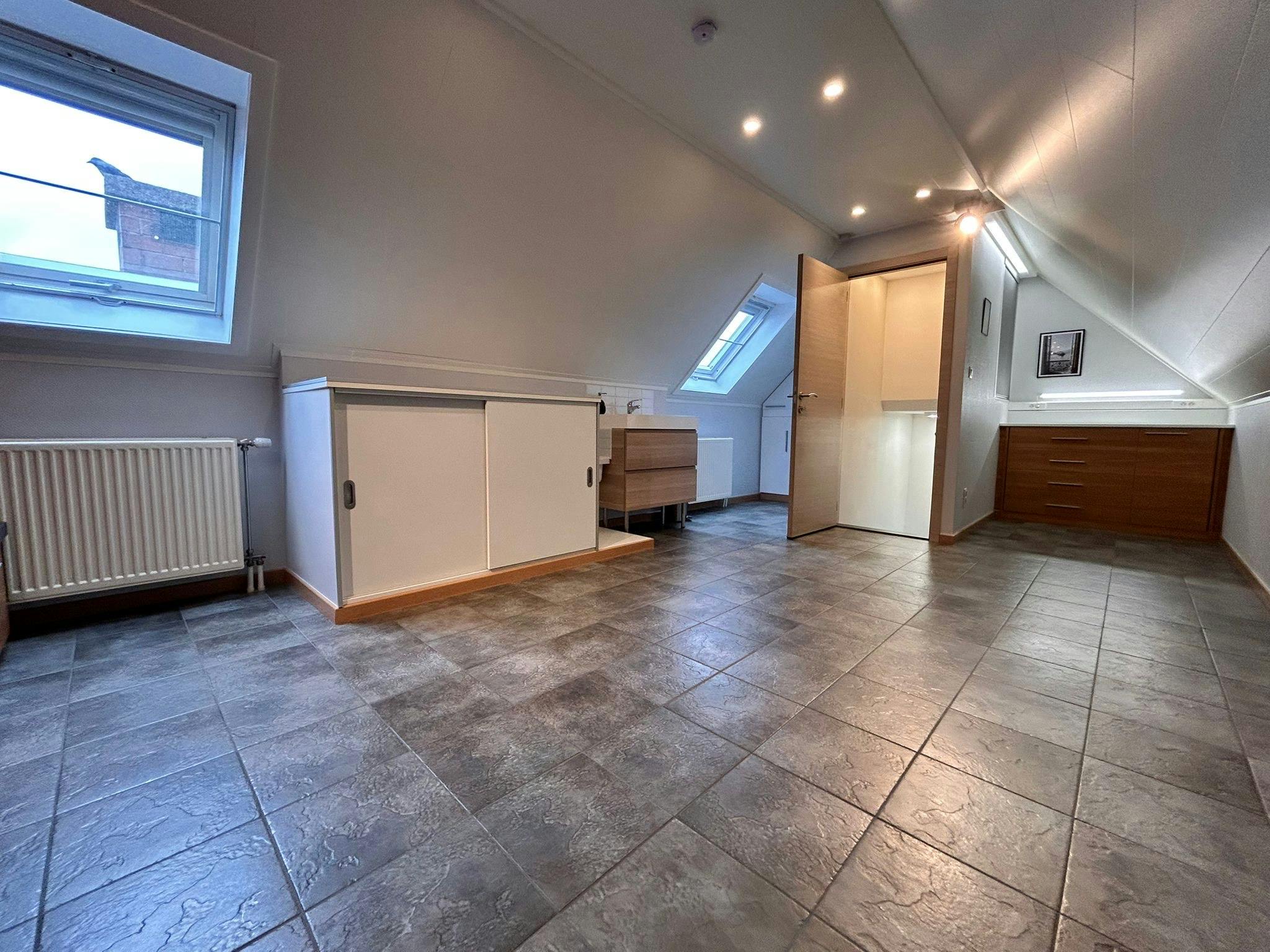 Rustig en comfortabel wonen in centrum Aalter foto 14