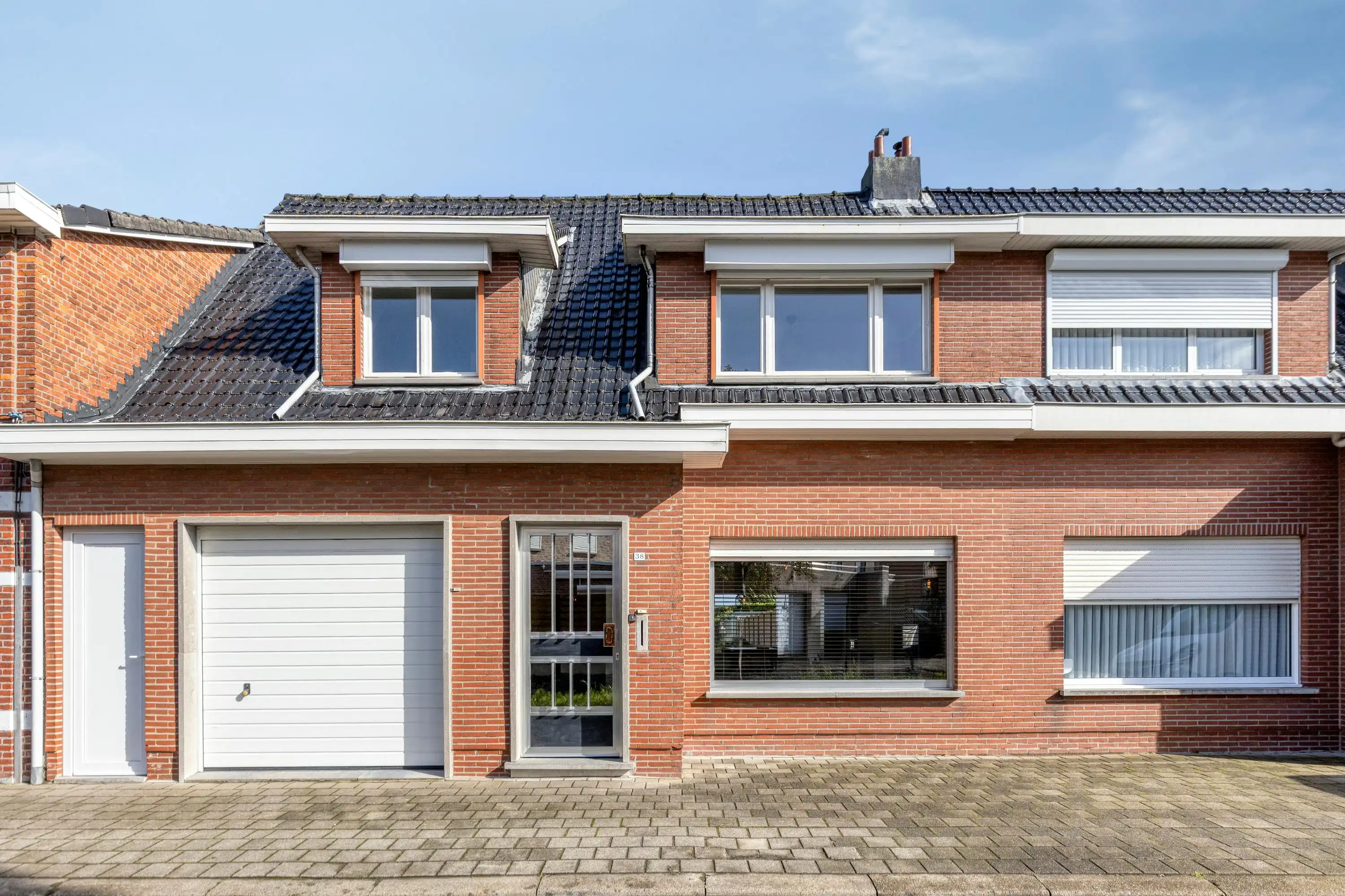Hoofdfoto van de publicatie: Fijne gezinswoning met 3 slaapkamers te koop!