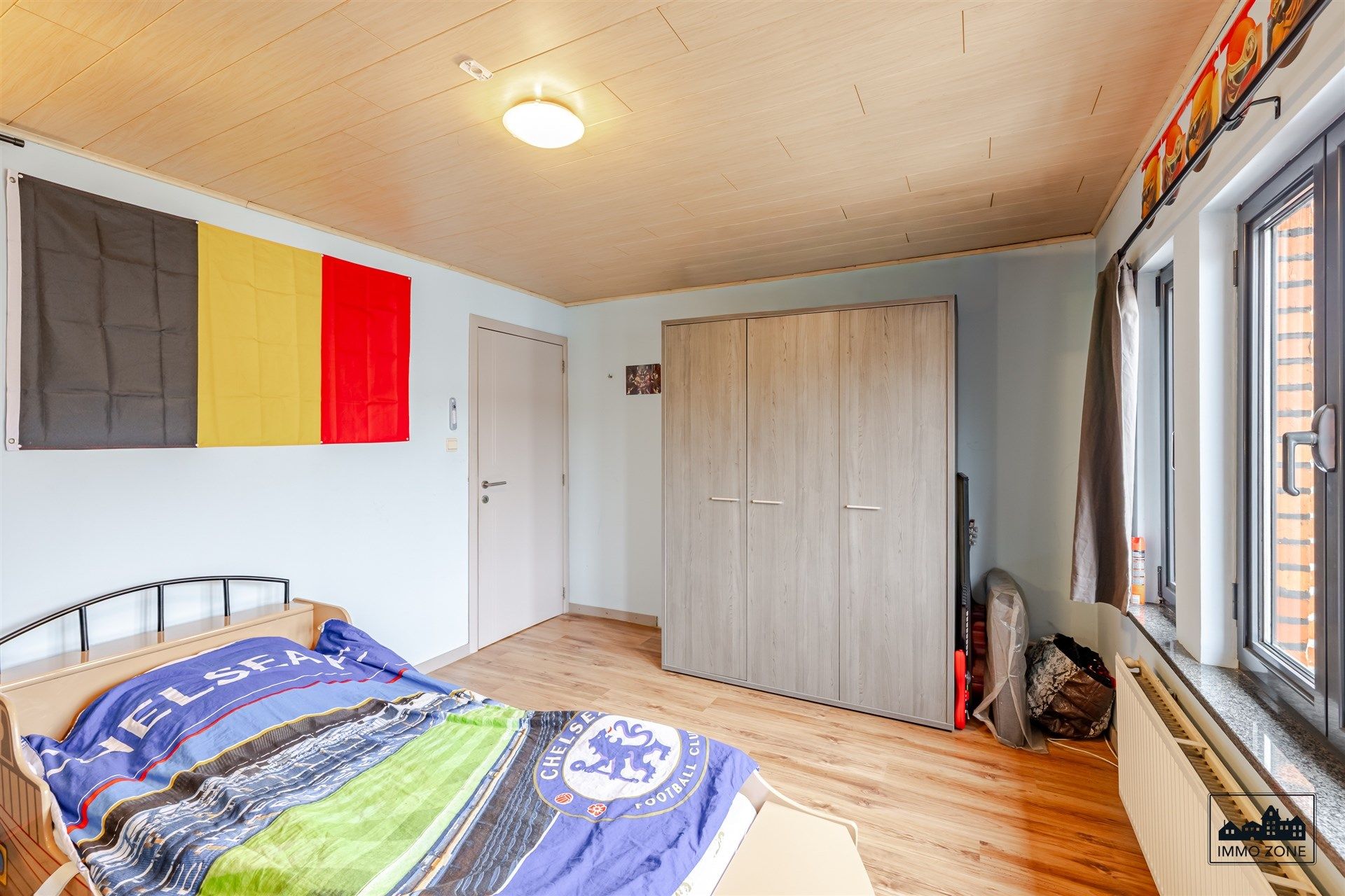 Op te frissen woning met tuin en ruime zolder foto 7