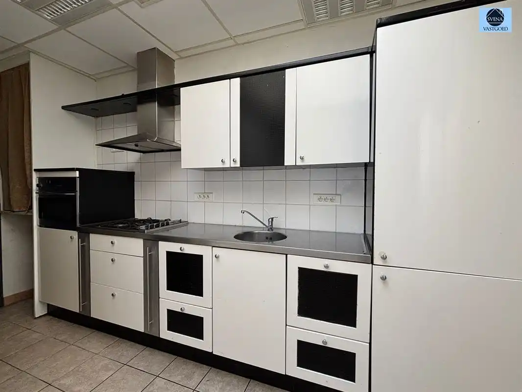 WONING MET 4 KAMERS foto 2