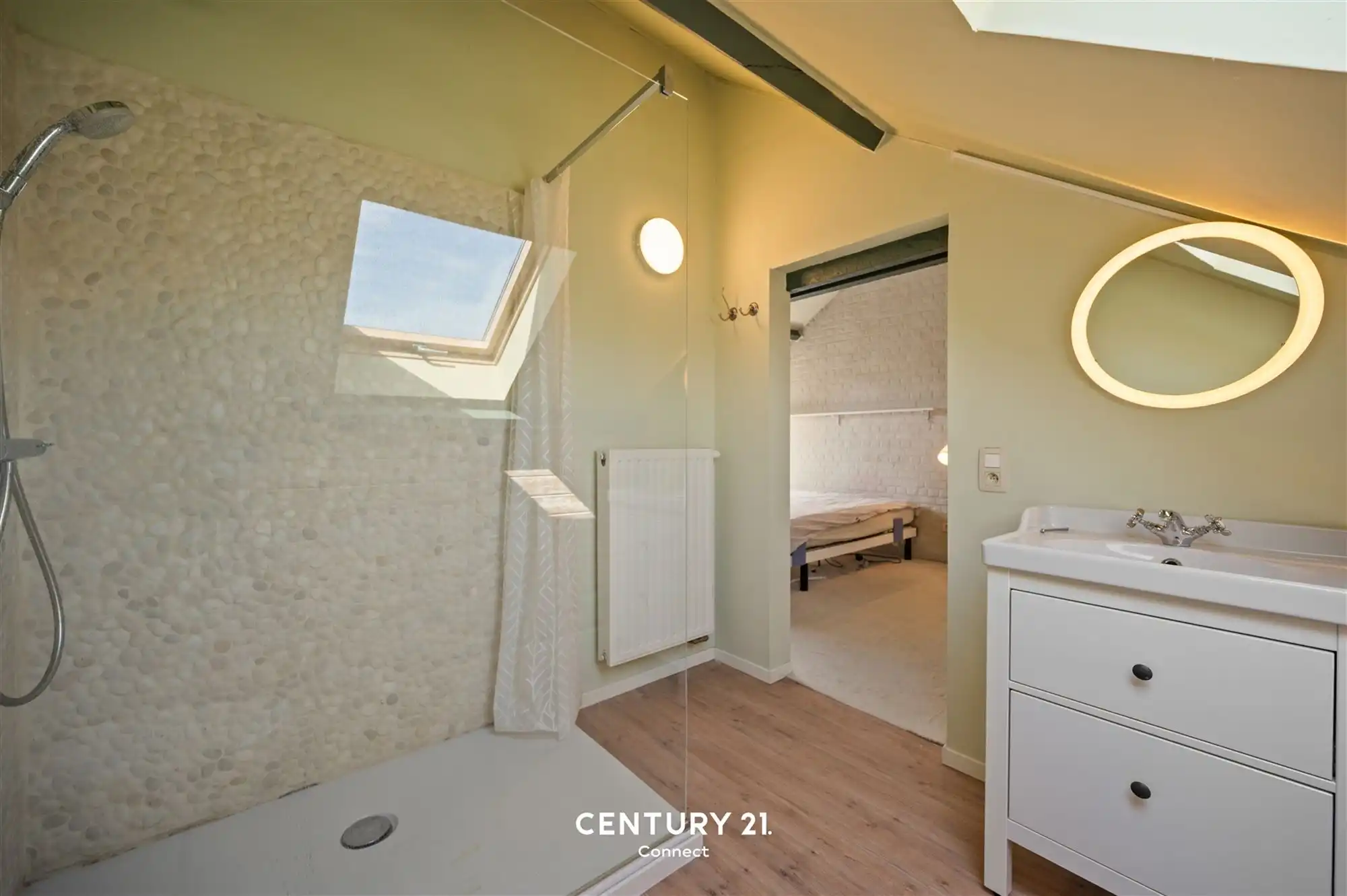 Instapklare rijwoning met tuin. foto 18