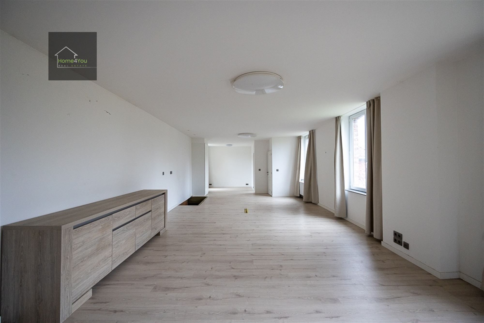 Te Renoveren Woning foto 6