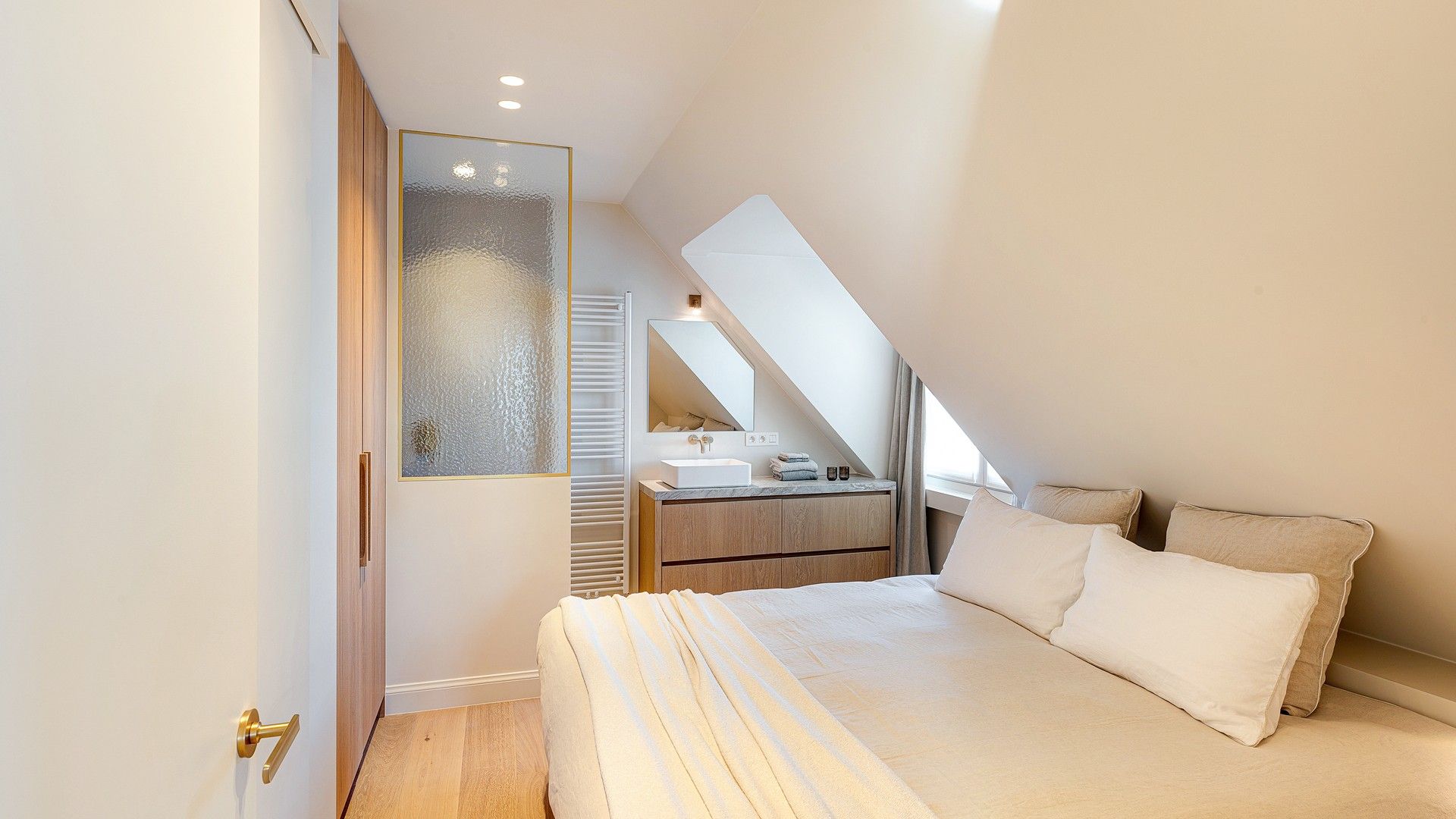 Hoekappartement met zicht op het Zegemeer en 3 slaapkamers. foto 19