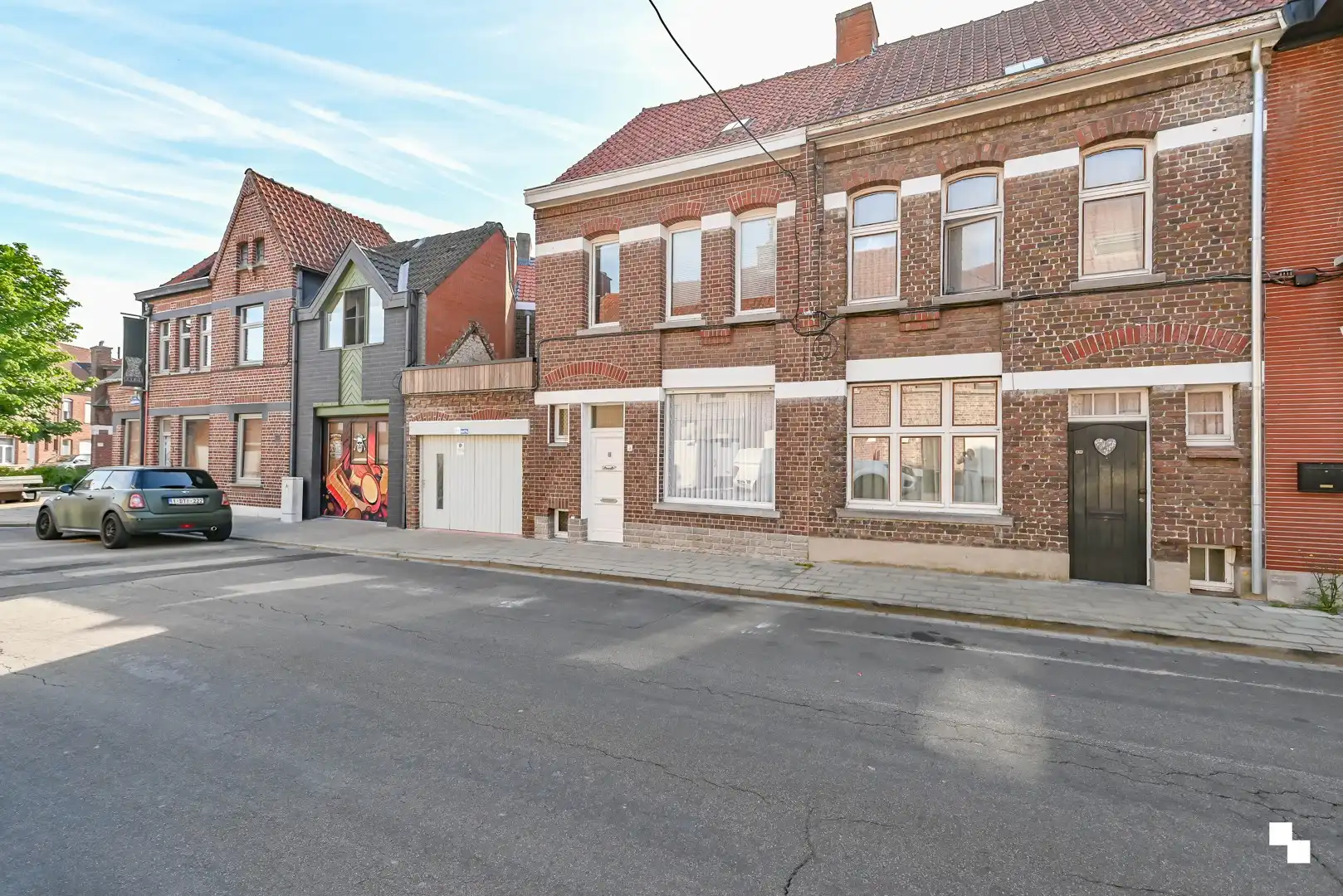 Knusse rijwoning nabij centrum Izegem foto 27