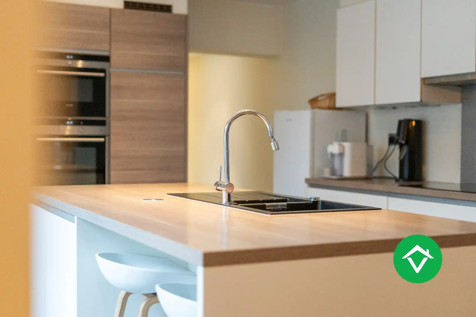 Instapklare woning met 2 slaapkamers en zicht op de groene velden te Eernegem foto 11