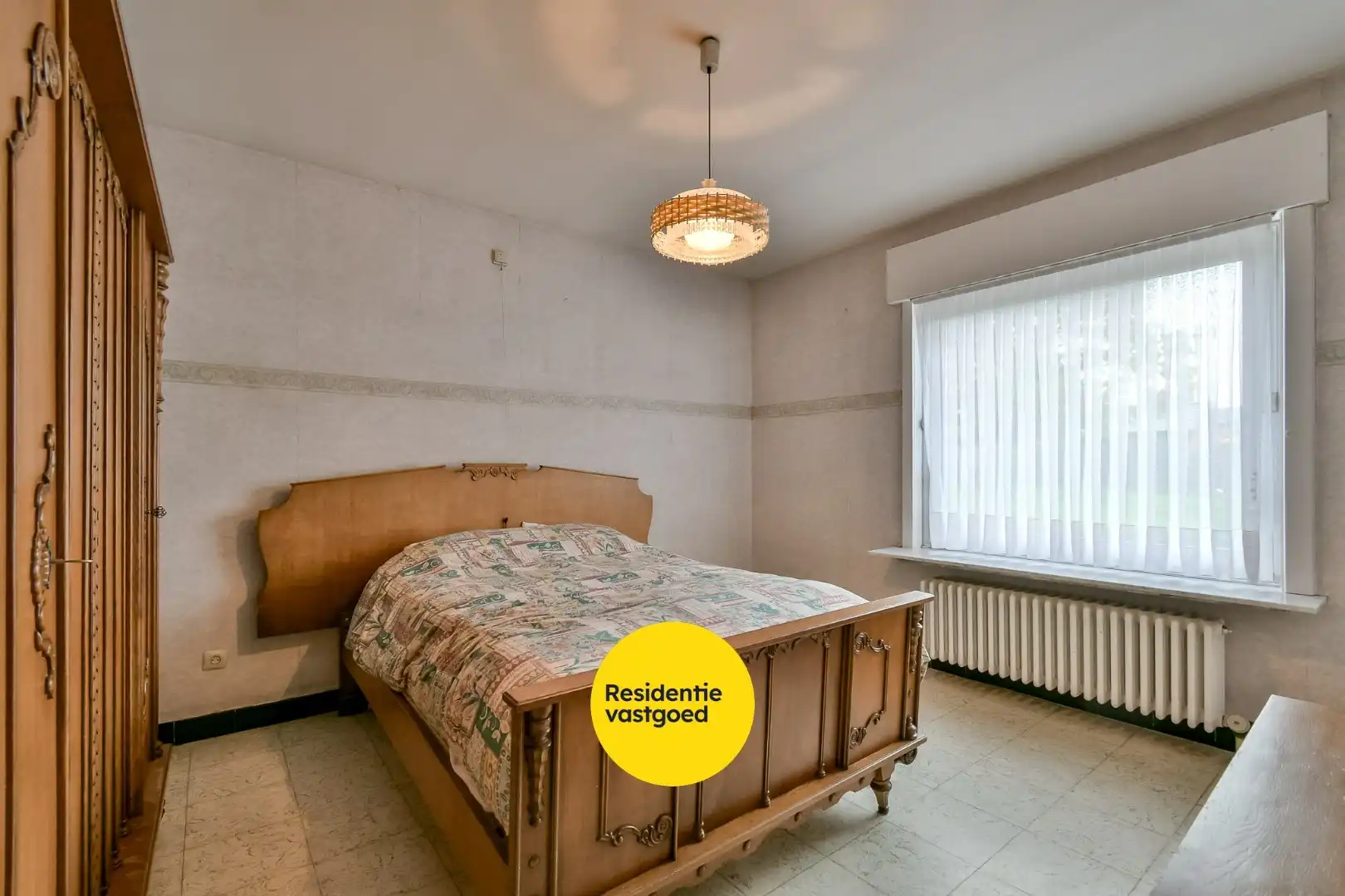 Statige woning met ruime loodsen in Kortemark! foto 15