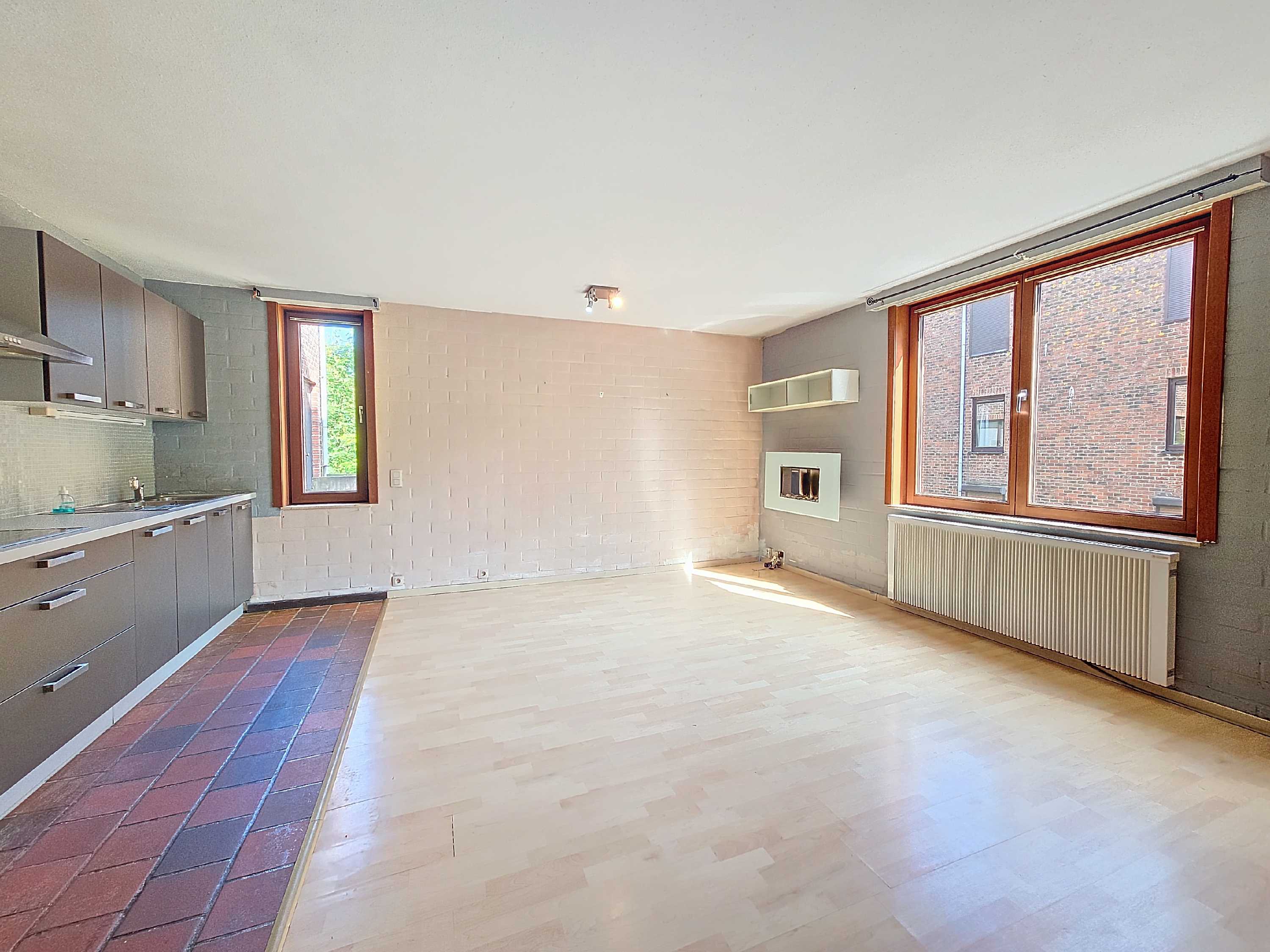 Te renoveren appartement nabij het martiem park te Nieuwpoort foto 3