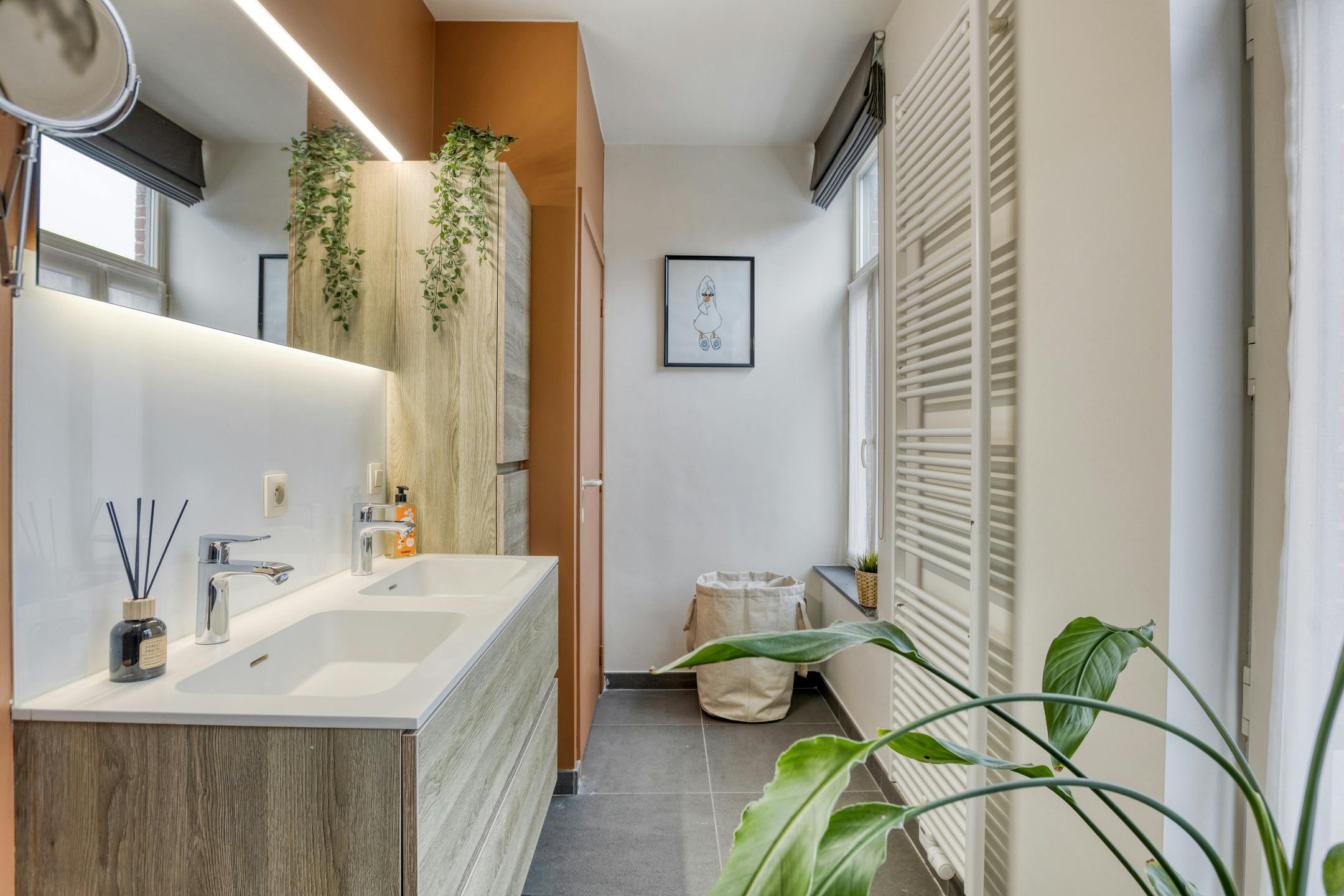 Unieke combinatie van wonen & werken -Huis met handelsruimte foto 11