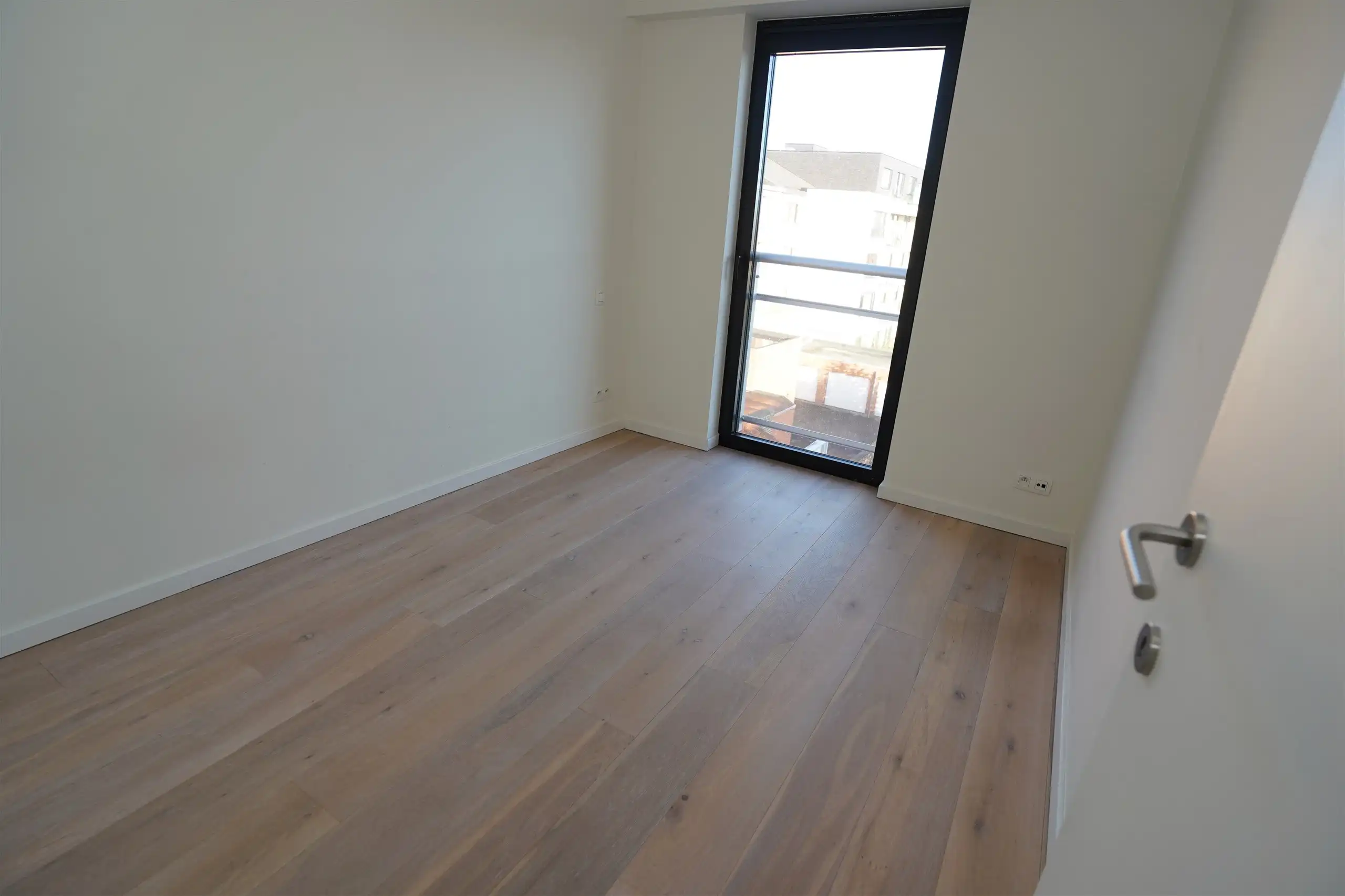 Jong dakappartement met zicht op nieuw Marktplein + garage foto 9